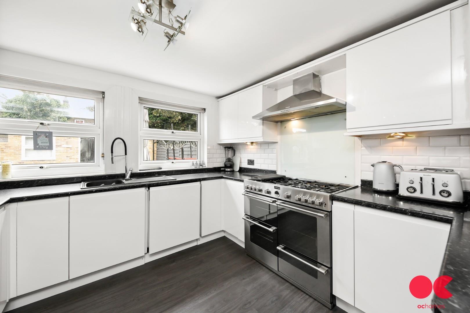 5 bed end of terrace house for sale in Osborne Road, Forest Gate  - Property Image 22