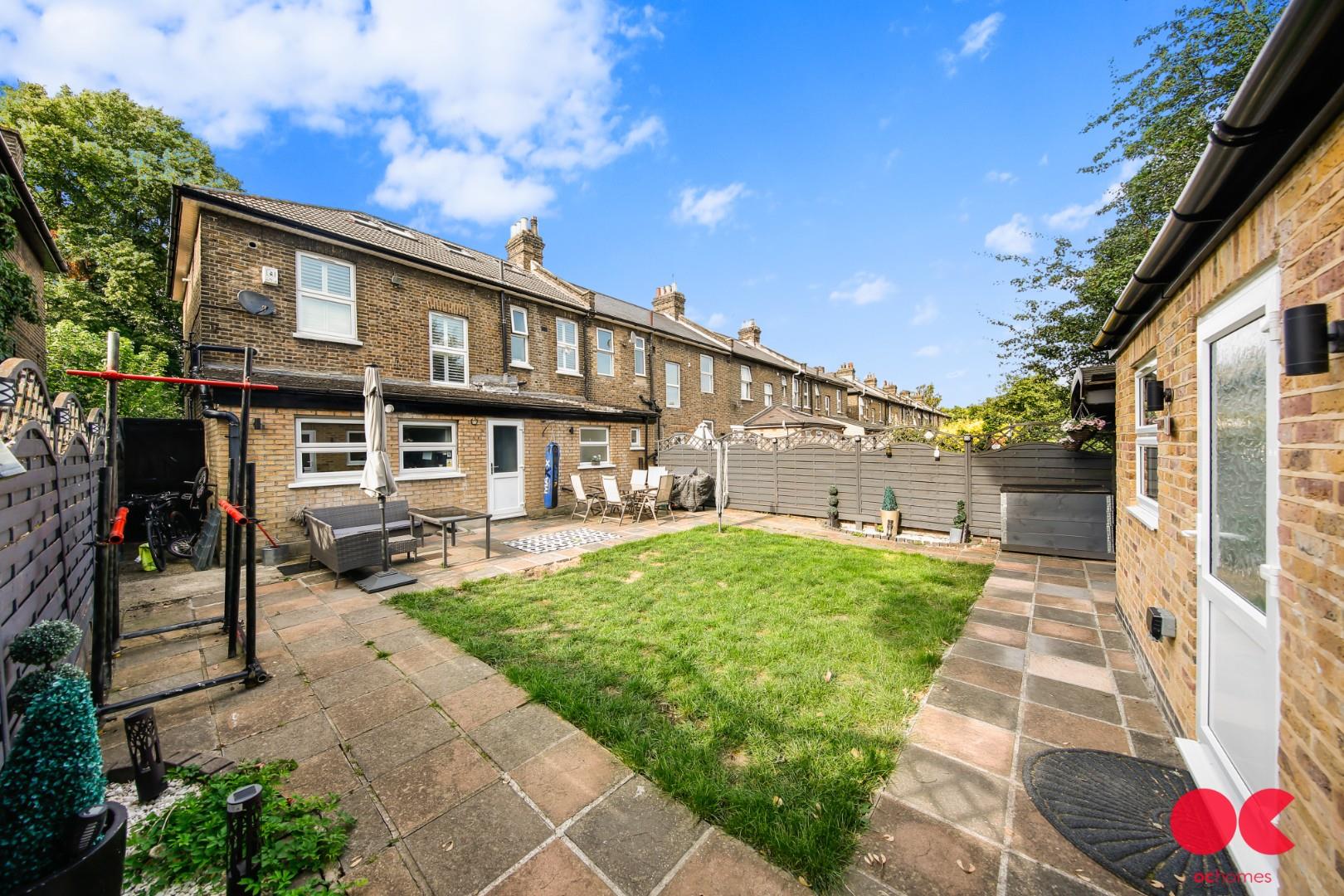 5 bed end of terrace house for sale in Osborne Road, Forest Gate  - Property Image 7