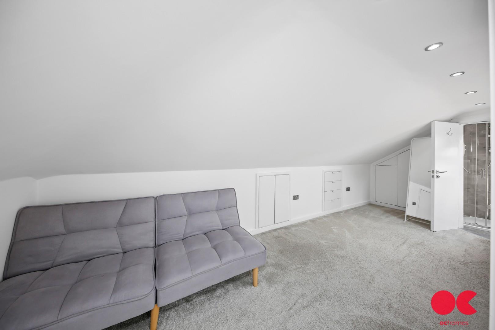 5 bed end of terrace house for sale in Osborne Road, Forest Gate  - Property Image 44