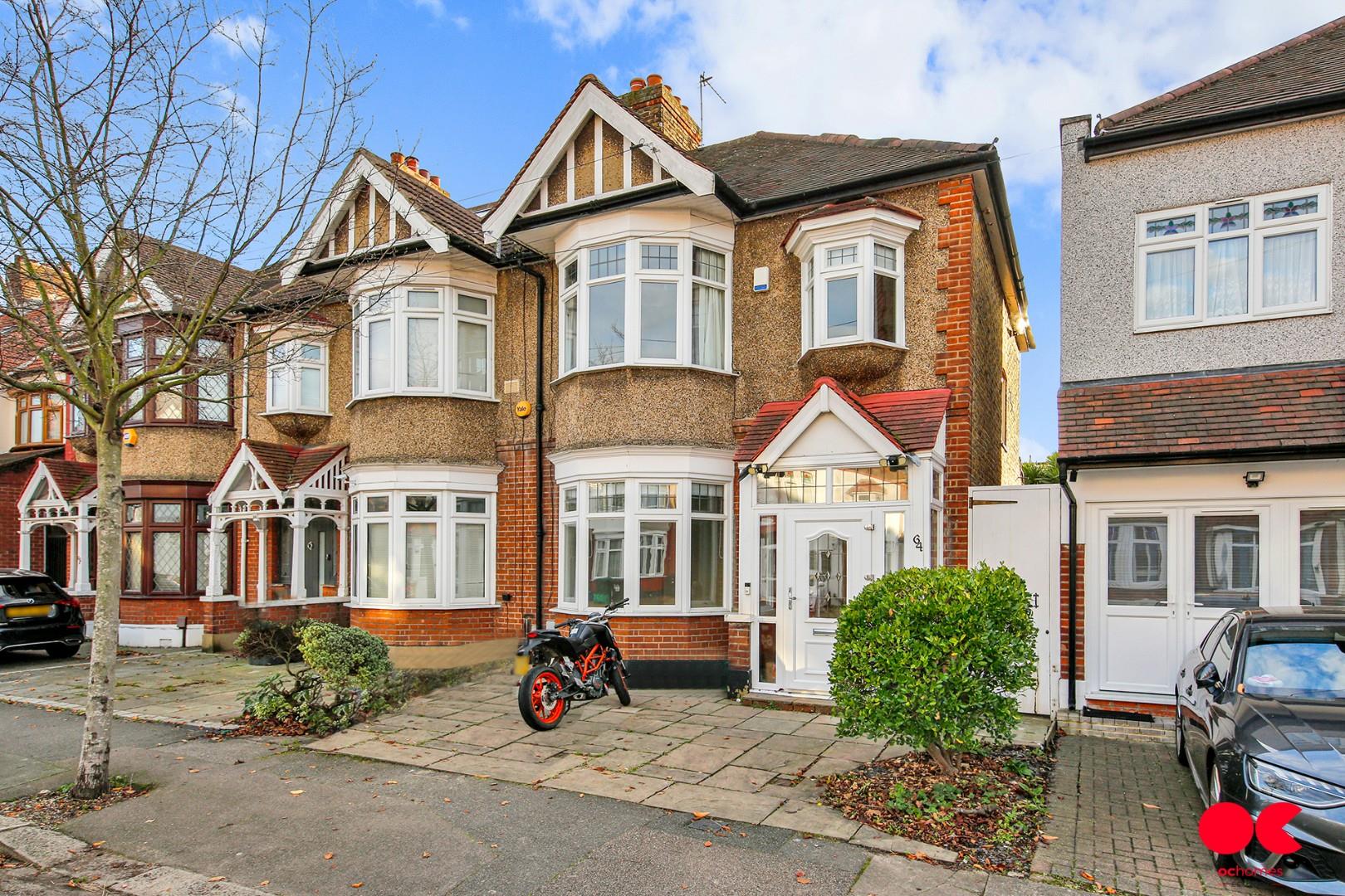 3 bed end of terrace house to rent in Hatley Avenue, Barkingside  - Property Image 35
