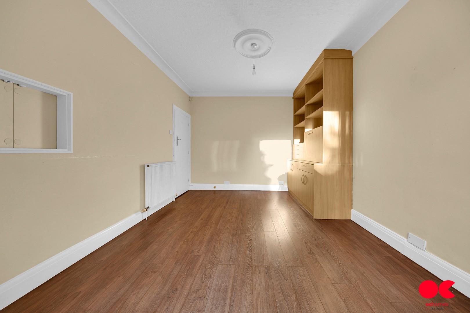 3 bed end of terrace house to rent in Hatley Avenue, Barkingside  - Property Image 12