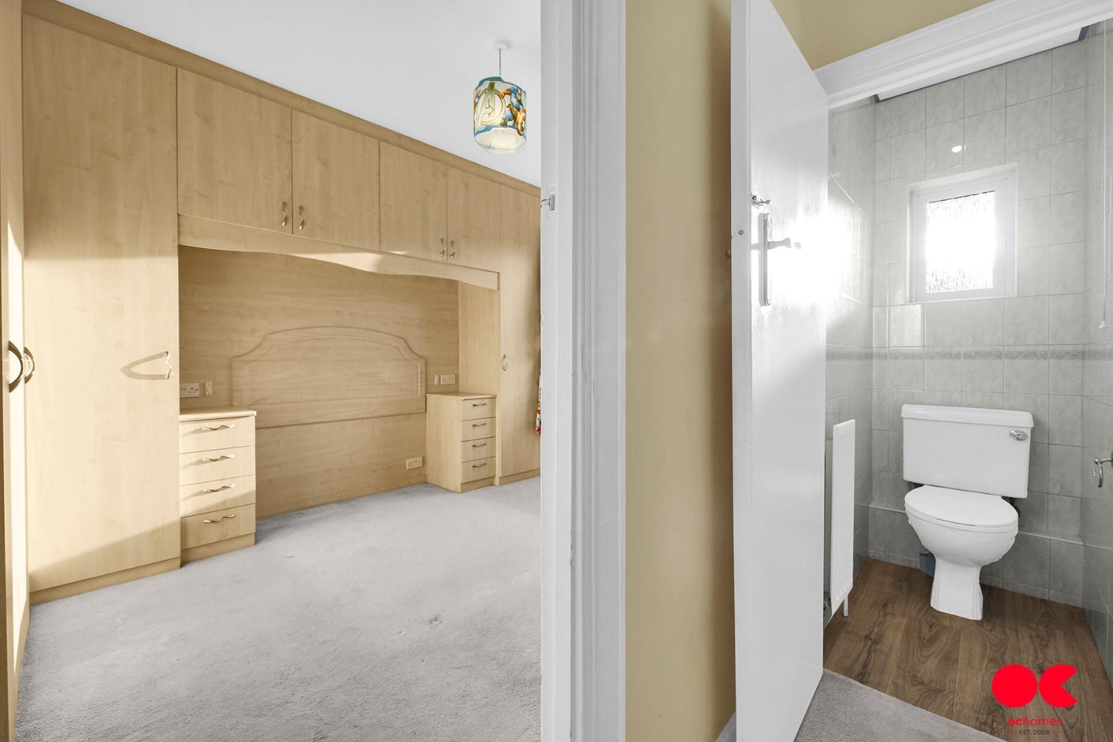 3 bed end of terrace house to rent in Hatley Avenue, Barkingside  - Property Image 28