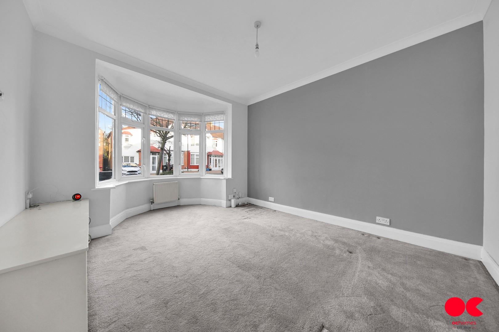 3 bed end of terrace house to rent in Hatley Avenue, Barkingside  - Property Image 21