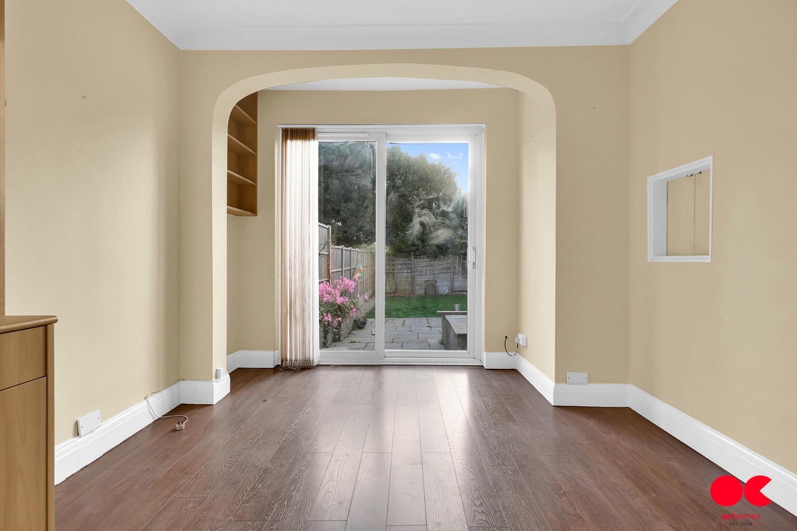 3 bed end of terrace house to rent in Hatley Avenue, Barkingside  - Property Image 16