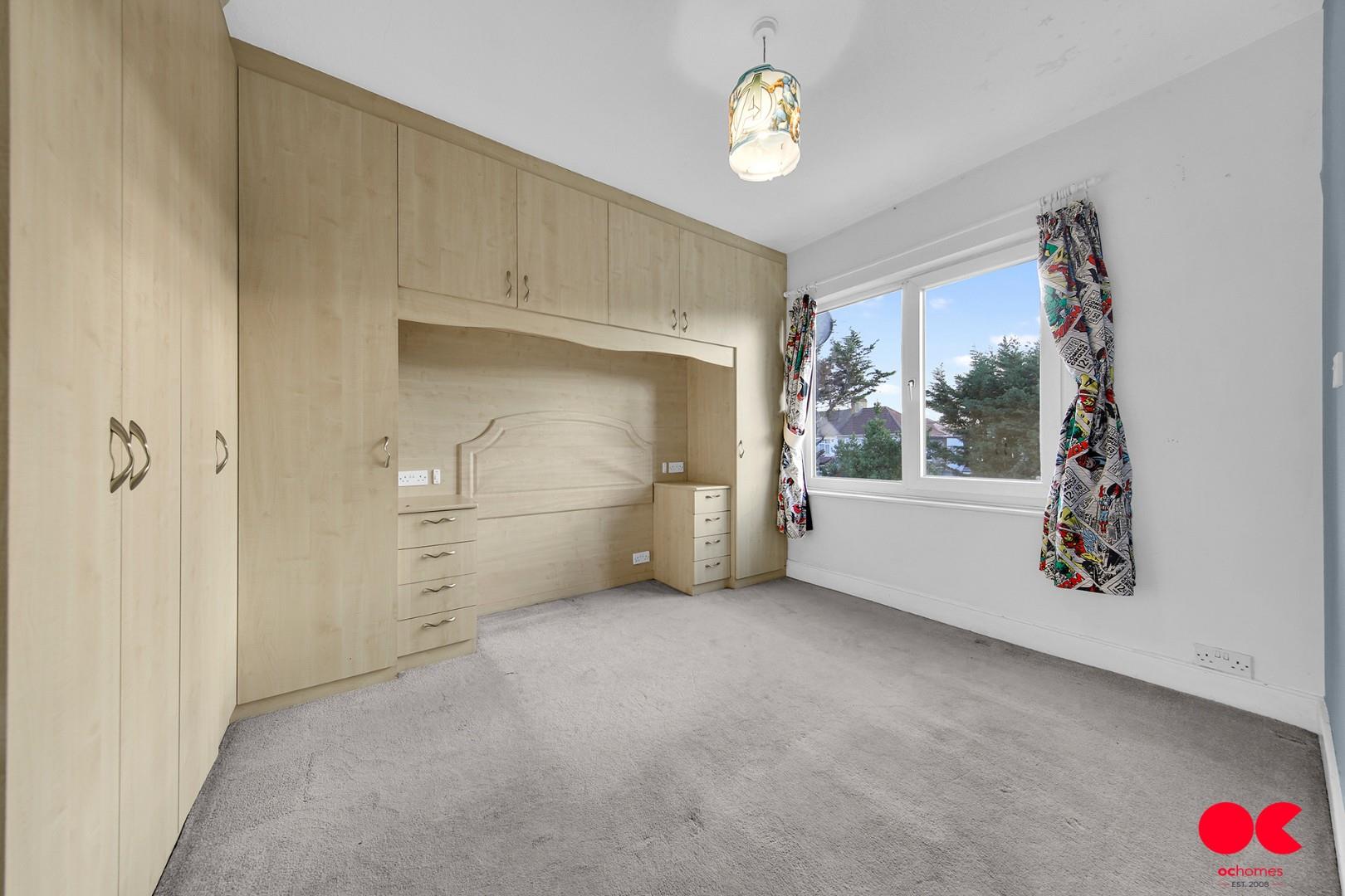 3 bed end of terrace house to rent in Hatley Avenue, Barkingside  - Property Image 26