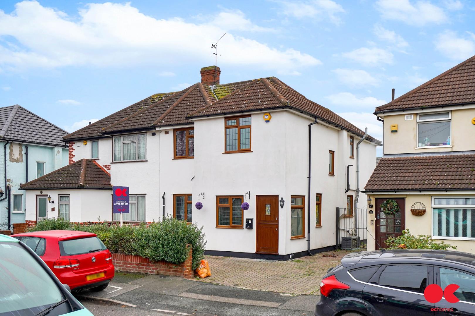 4 bed semi-detached house to rent in Calbourne Avenue, Hornchurch  - Property Image 1