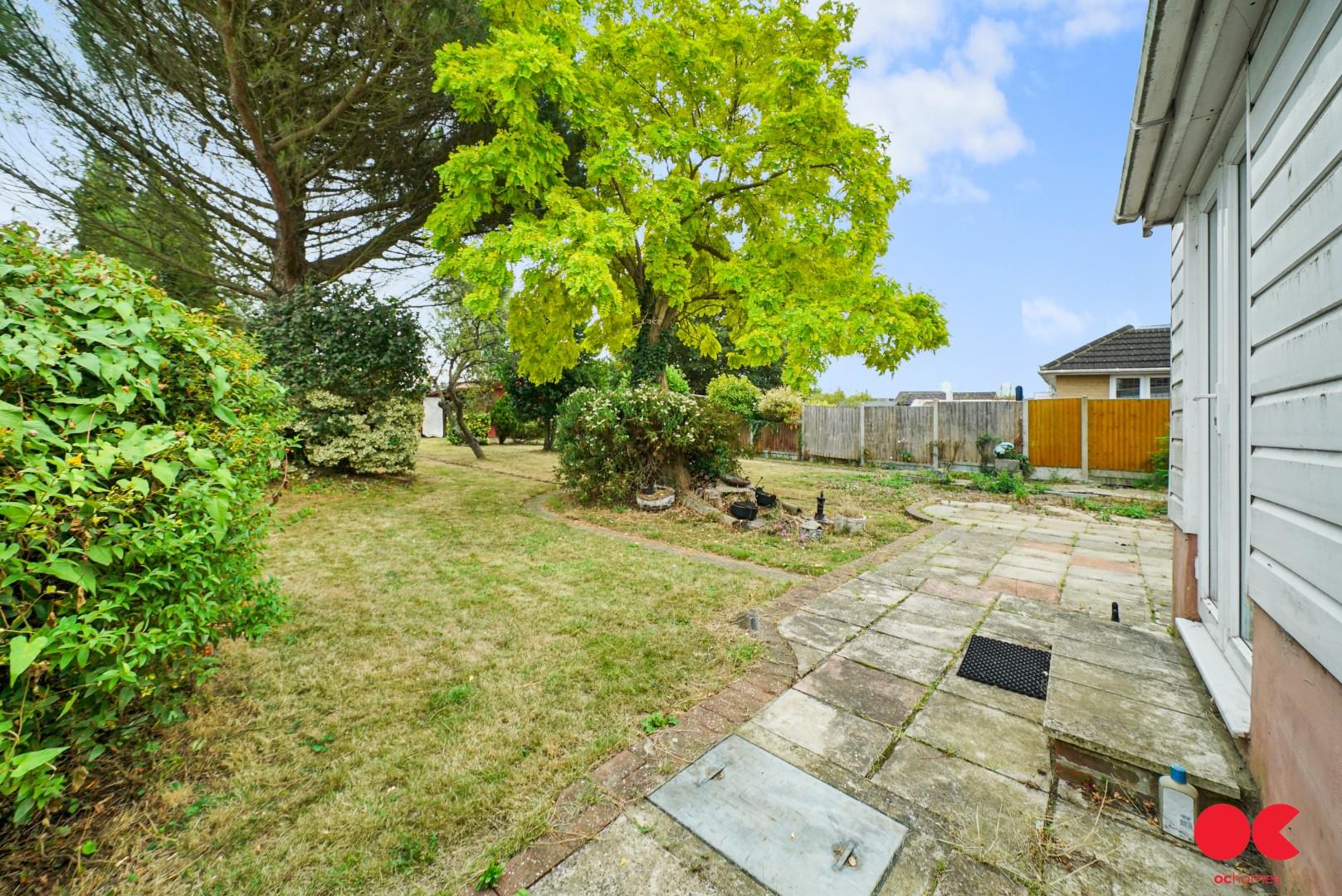 3 bed semi-detached bungalow for sale in Fourth Avenue, Wickford  - Property Image 13