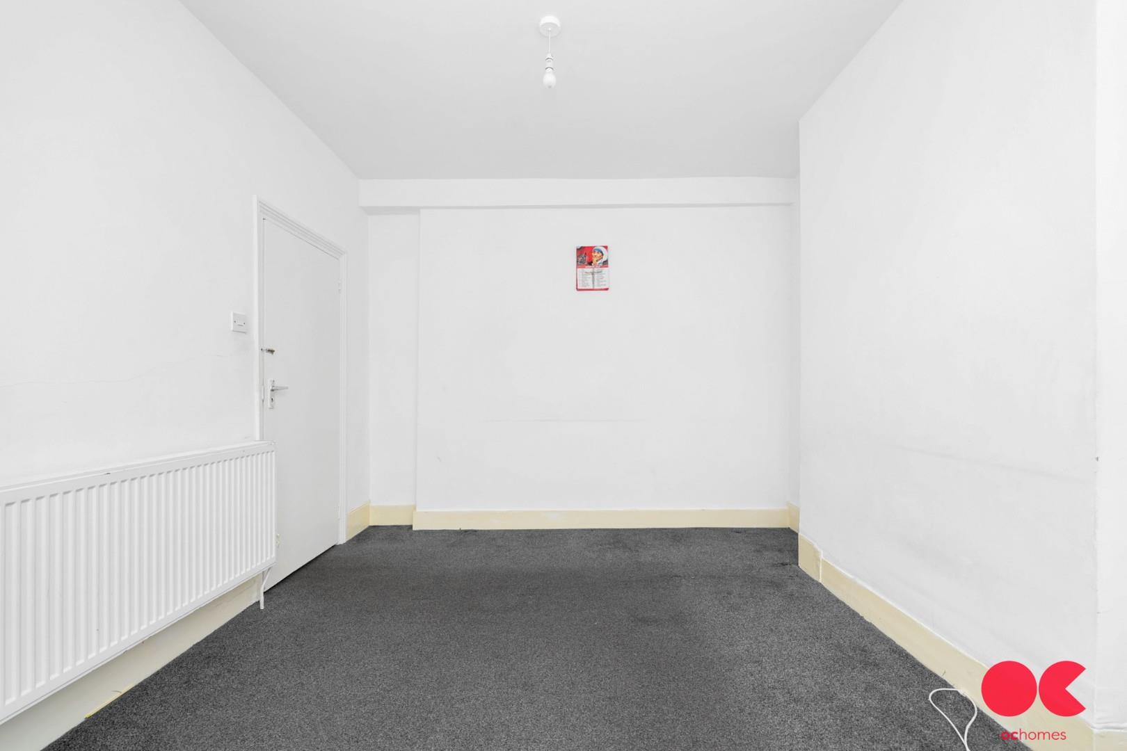 3 bed terraced house for sale in Cromwell Road, Forest Gate  - Property Image 6