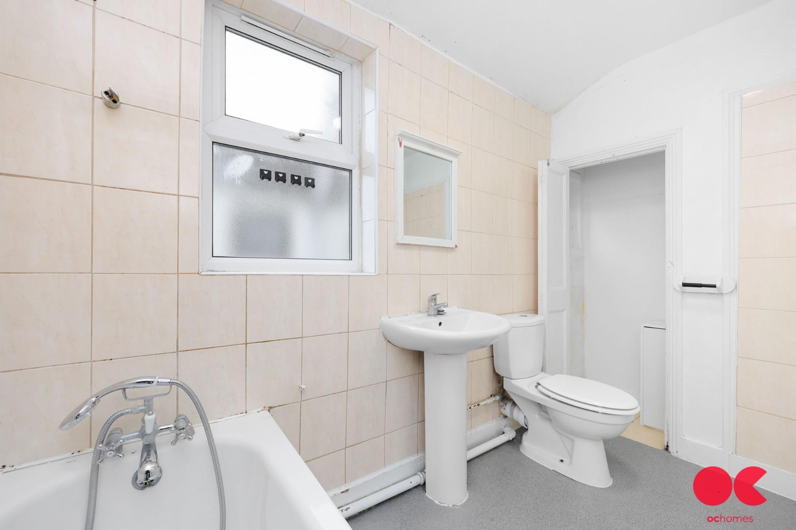 3 bed terraced house for sale in Cromwell Road, Forest Gate  - Property Image 43