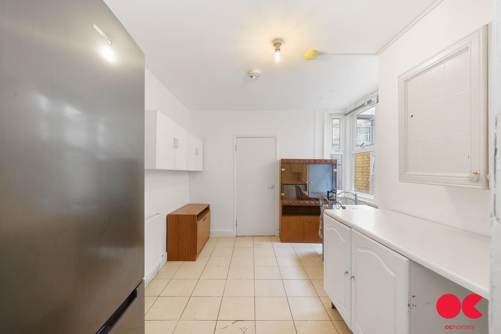 3 bed terraced house for sale in Cromwell Road, Forest Gate  - Property Image 11