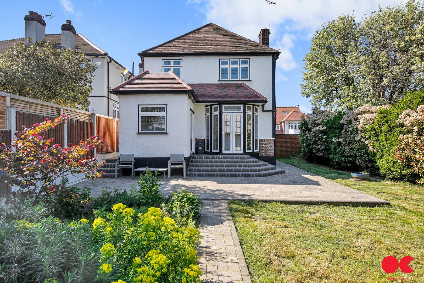 4 bed detached house for sale in Parkland Avenue, Romford  - Property Image 42