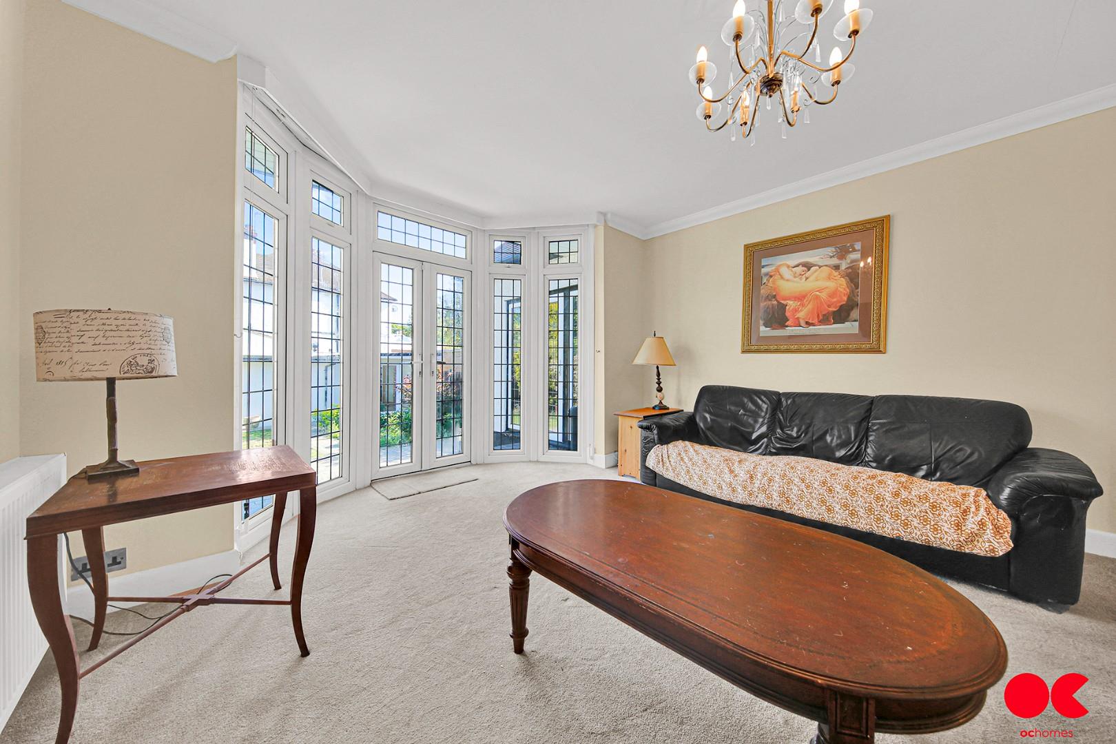 4 bed detached house for sale in Parkland Avenue, Romford  - Property Image 19