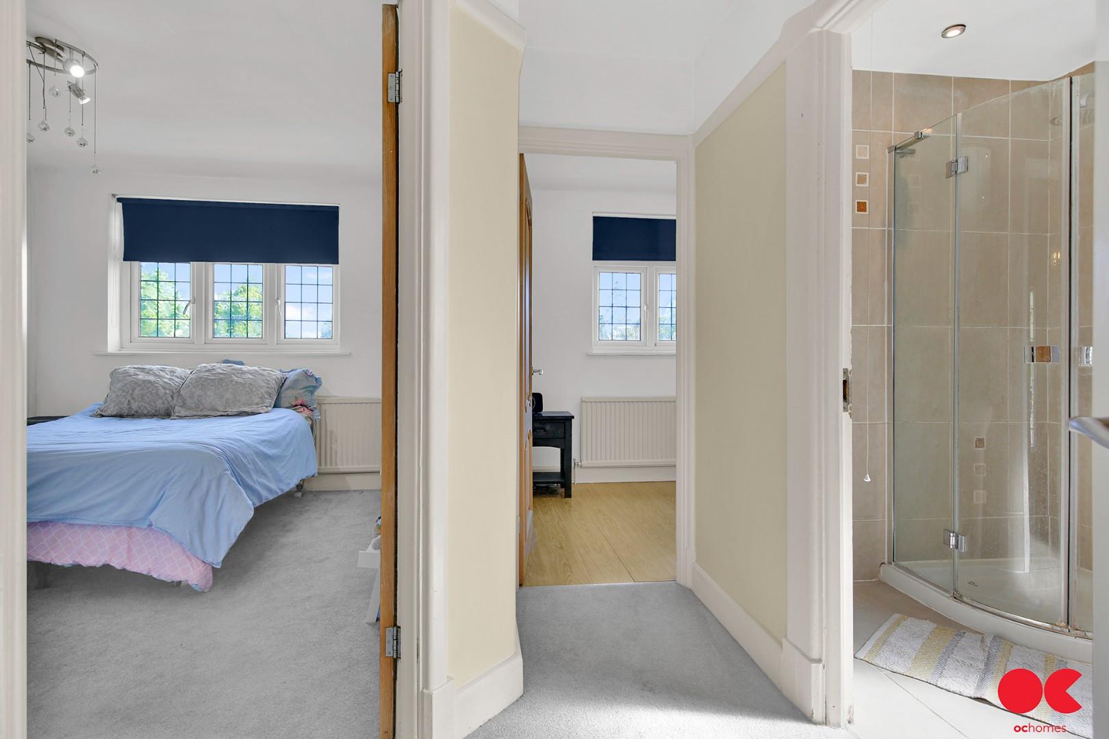 4 bed detached house for sale in Parkland Avenue, Romford  - Property Image 40