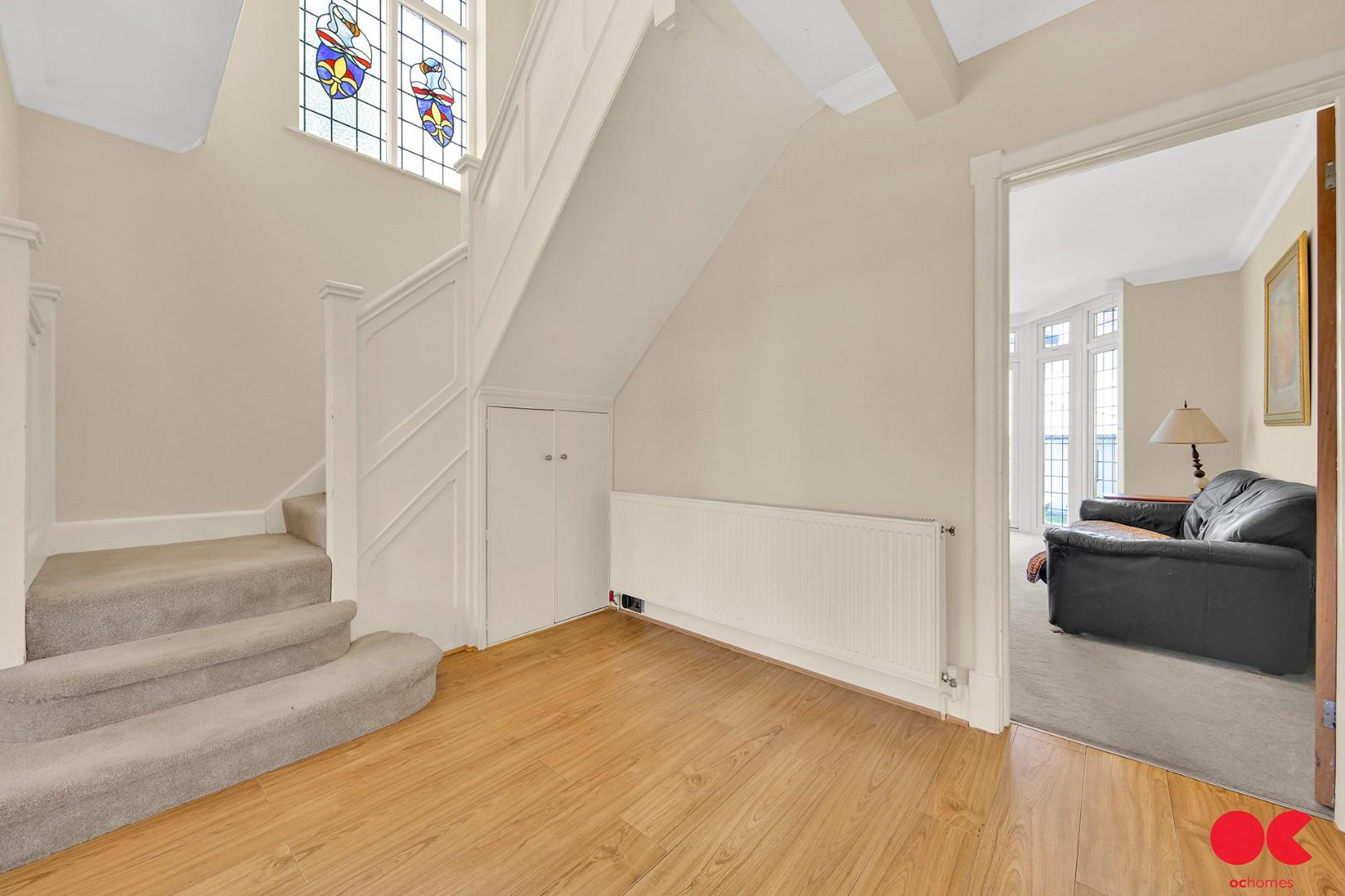 4 bed detached house for sale in Parkland Avenue, Romford  - Property Image 14