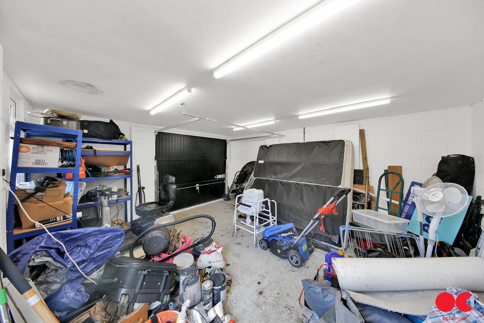 4 bed detached house for sale in Parkland Avenue, Romford  - Property Image 43