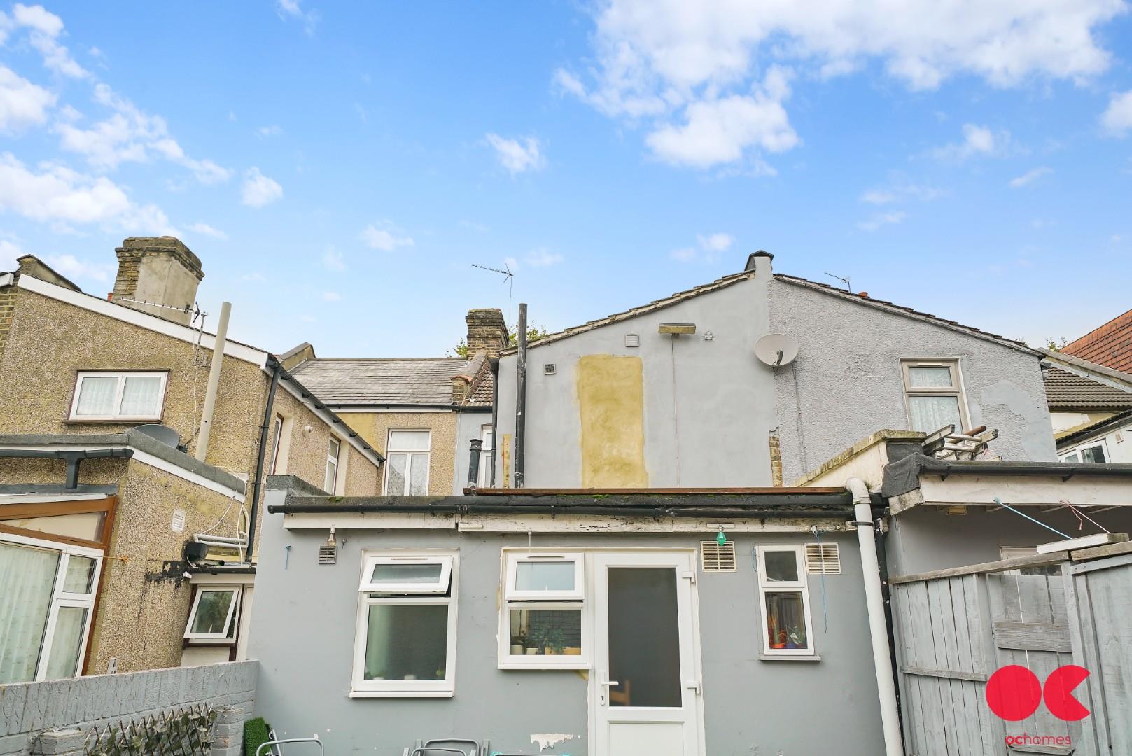 1 bed flat for sale in Kempton Road, East Ham  - Property Image 9