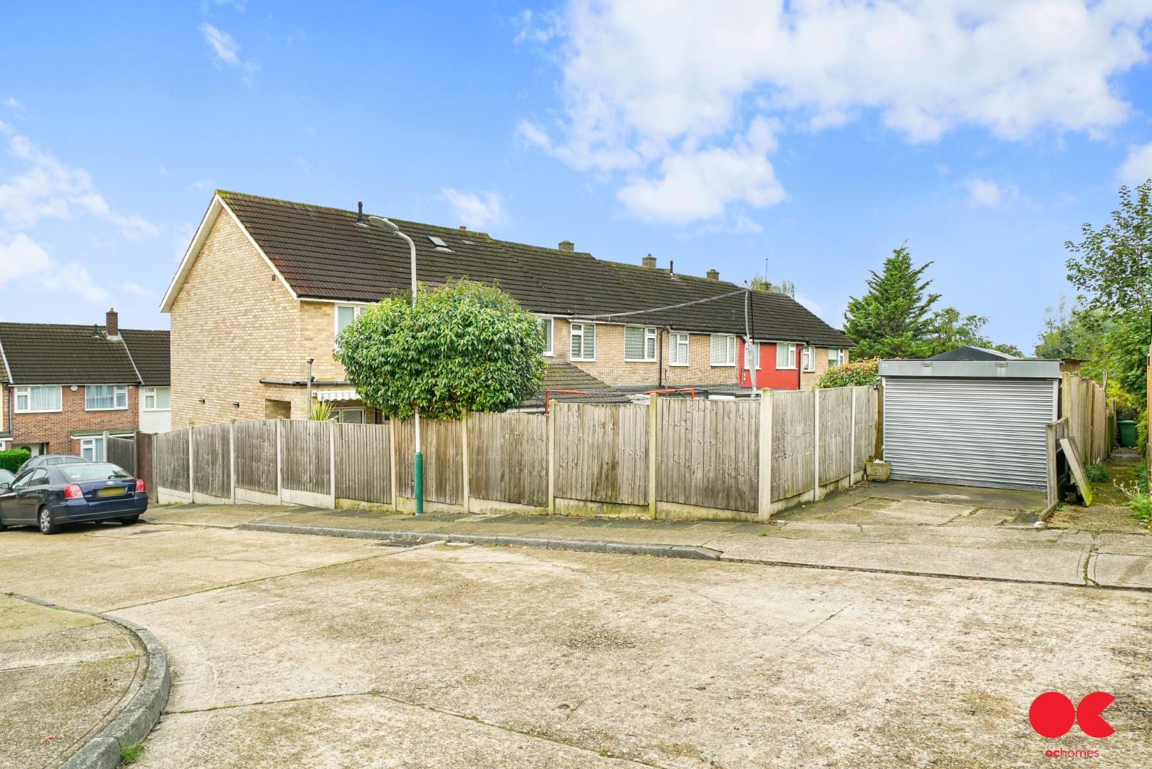 4 bed end of terrace house for sale in William Close, Romford  - Property Image 19