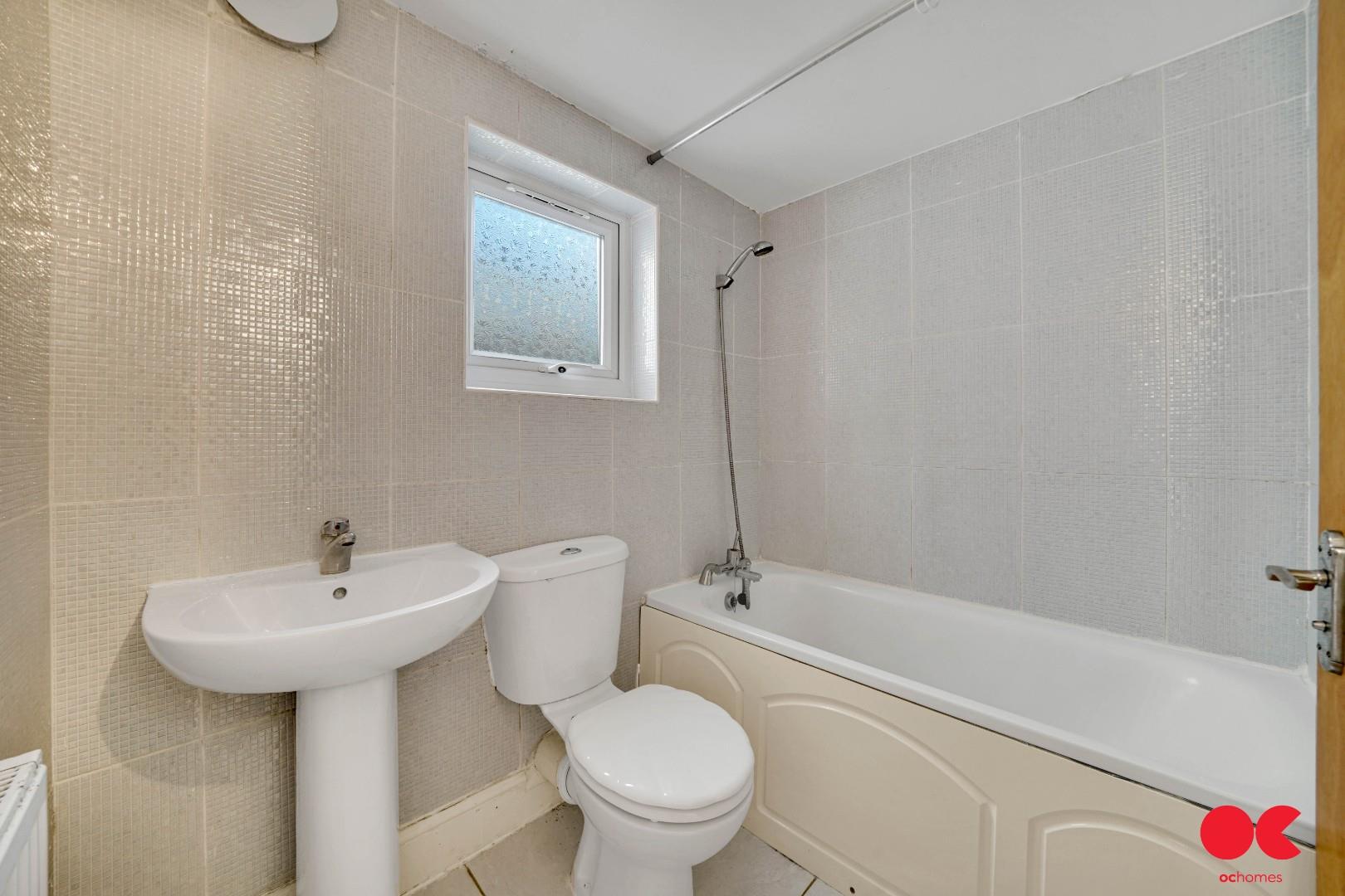 1 bed flat for sale in Calderon Road, Leytonstone  - Property Image 5