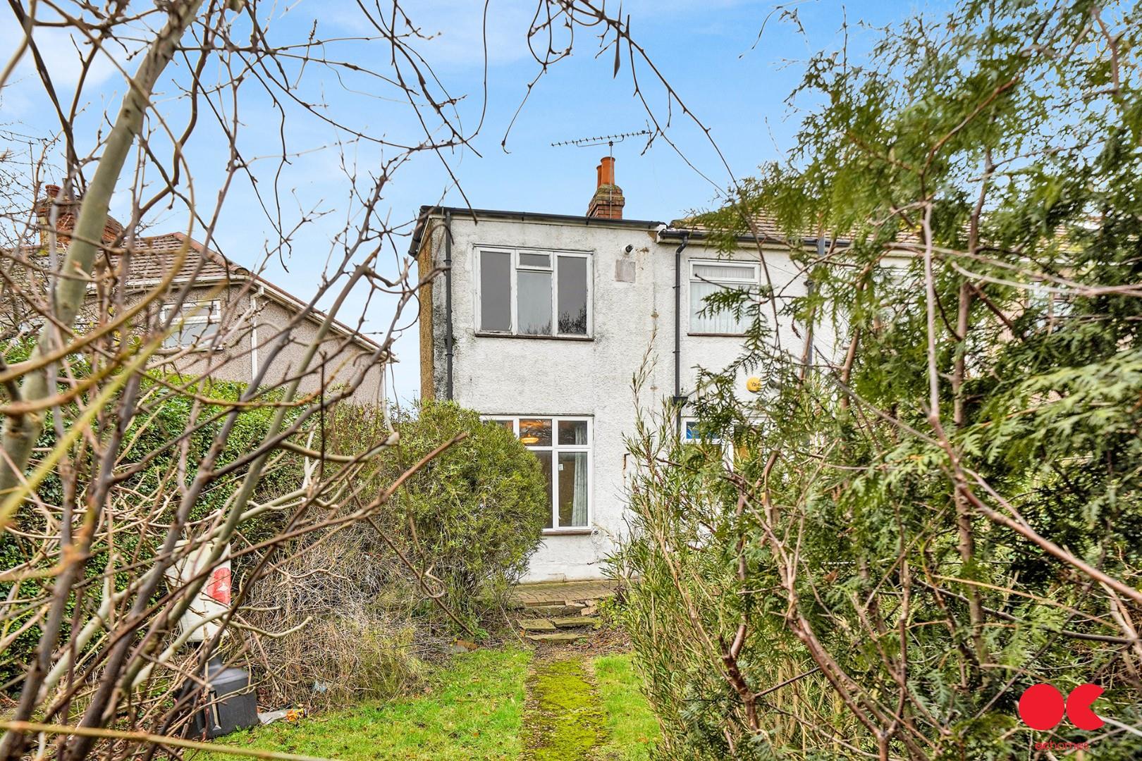 3 bed end of terrace house for sale in Laburnum Avenue, Hornchurch  - Property Image 27