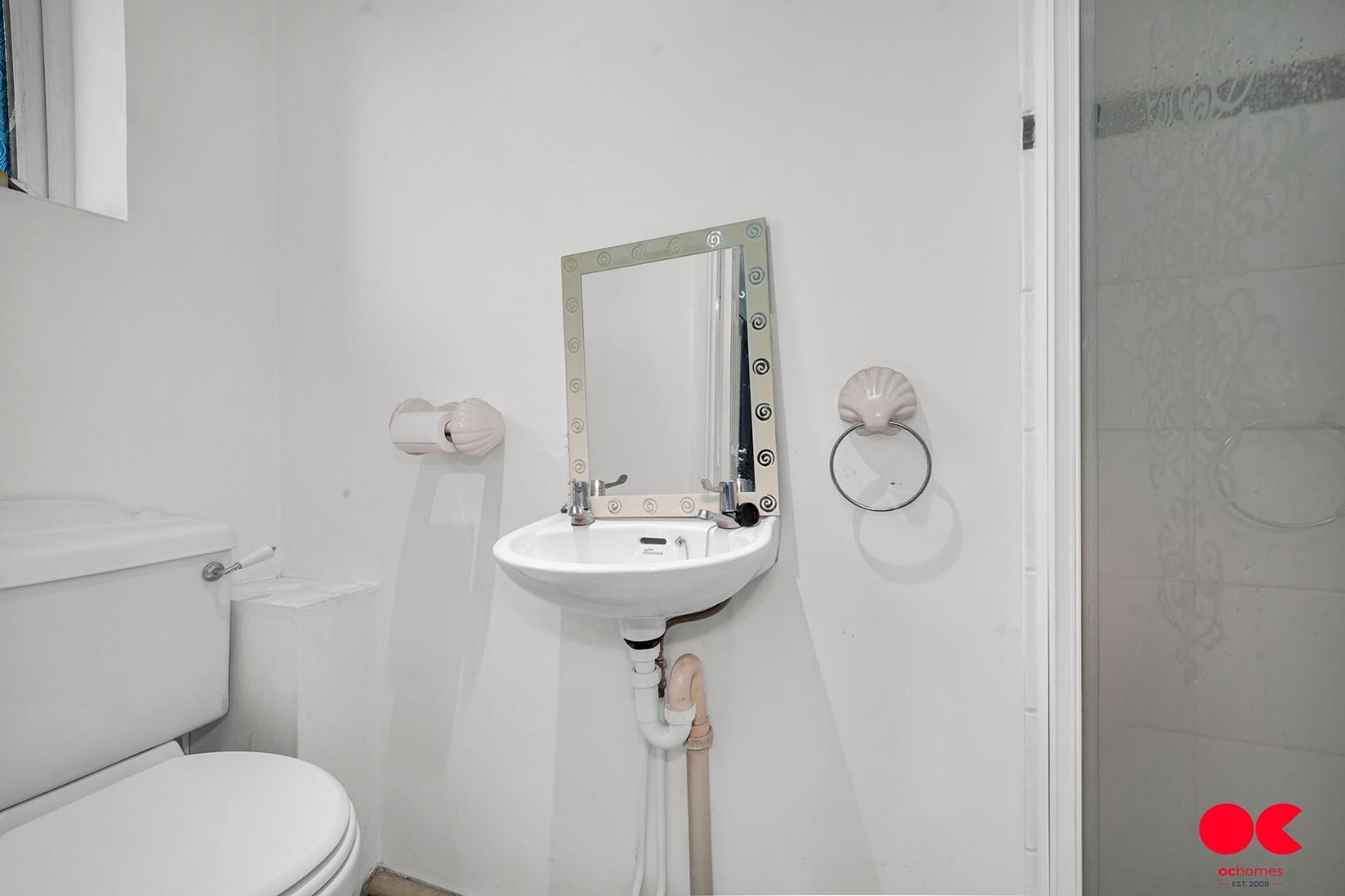 3 bed end of terrace house for sale in Fryerns Terrace, Basildon  - Property Image 20