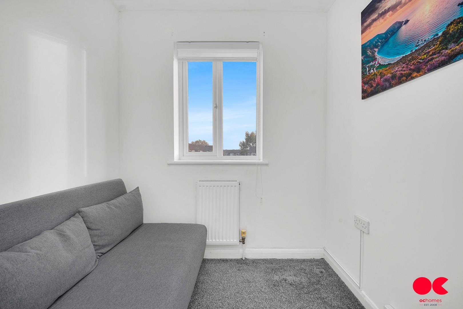 3 bed end of terrace house for sale in Fryerns Terrace, Basildon  - Property Image 7