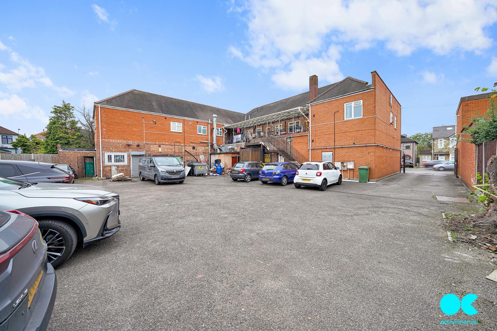 Commercial property to rent in Heath Park Road, Romford  - Property Image 14