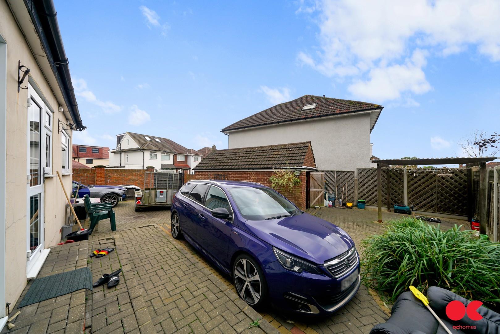 4 bed semi-detached house to rent in Lower Bedfords Road, Romford  - Property Image 28