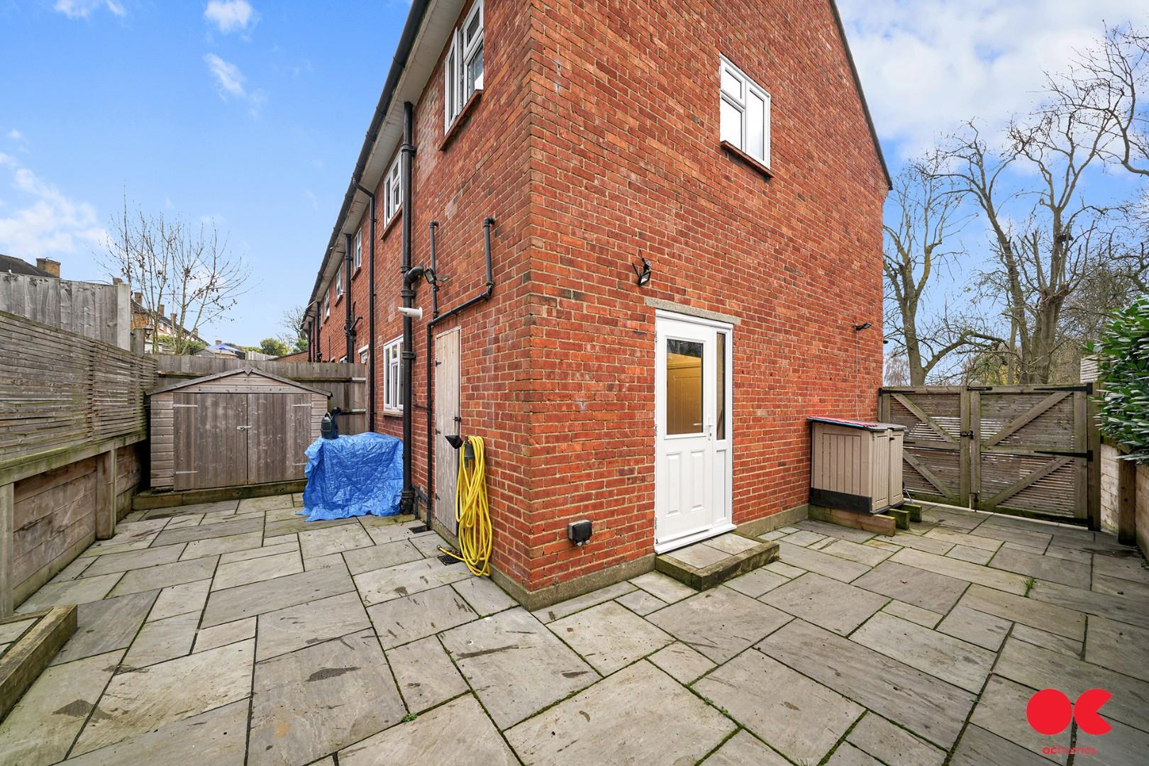 3 bed end of terrace house for sale in Stratton Road, Romford  - Property Image 11