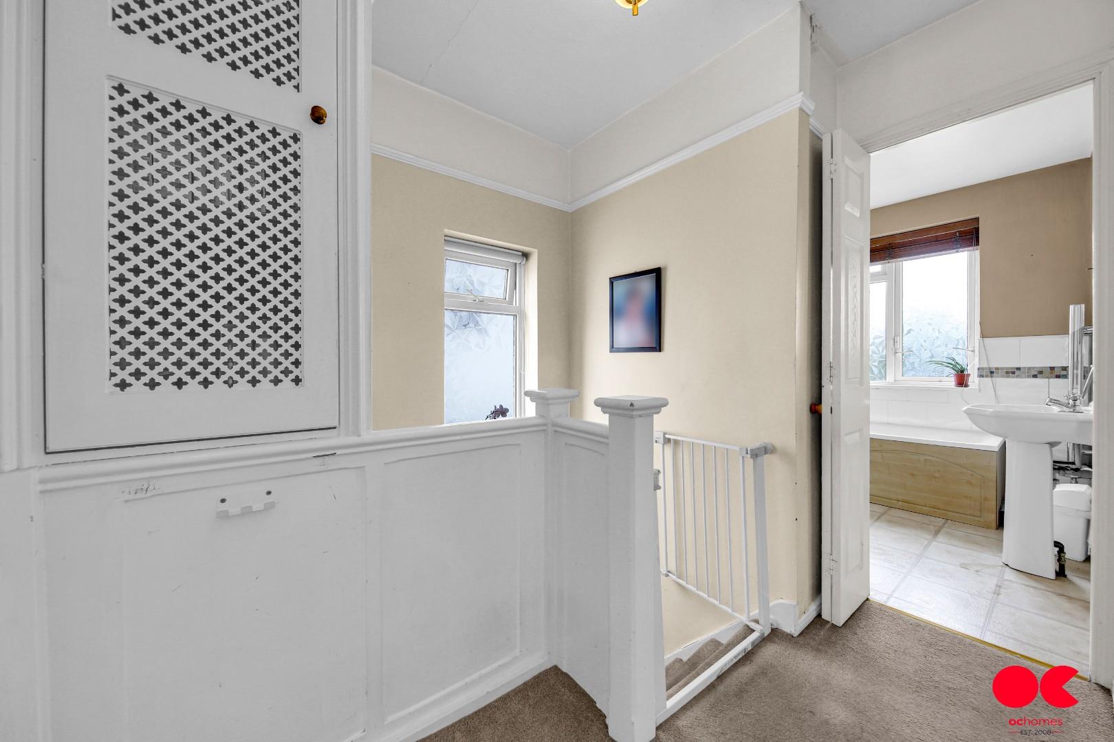 3 bed semi-detached house to rent in Montrose Avenue, Gidea Park, Essex  - Property Image 25