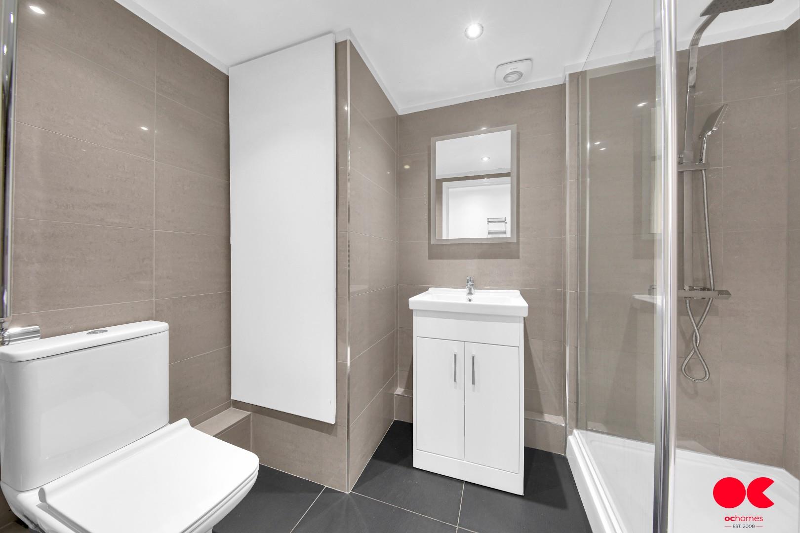 3 bed end of terrace house for sale in Amesbury Road, Dagenham  - Property Image 5