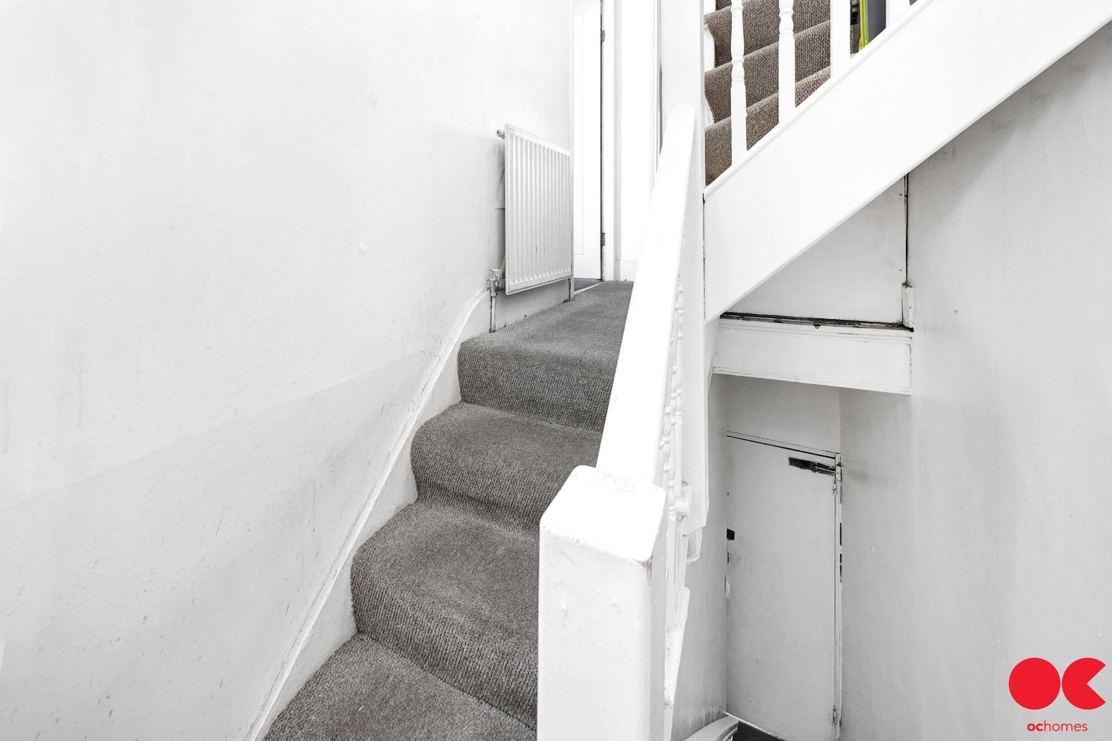 2 bed flat for sale in Hughenden Terrace, Leyton  - Property Image 8