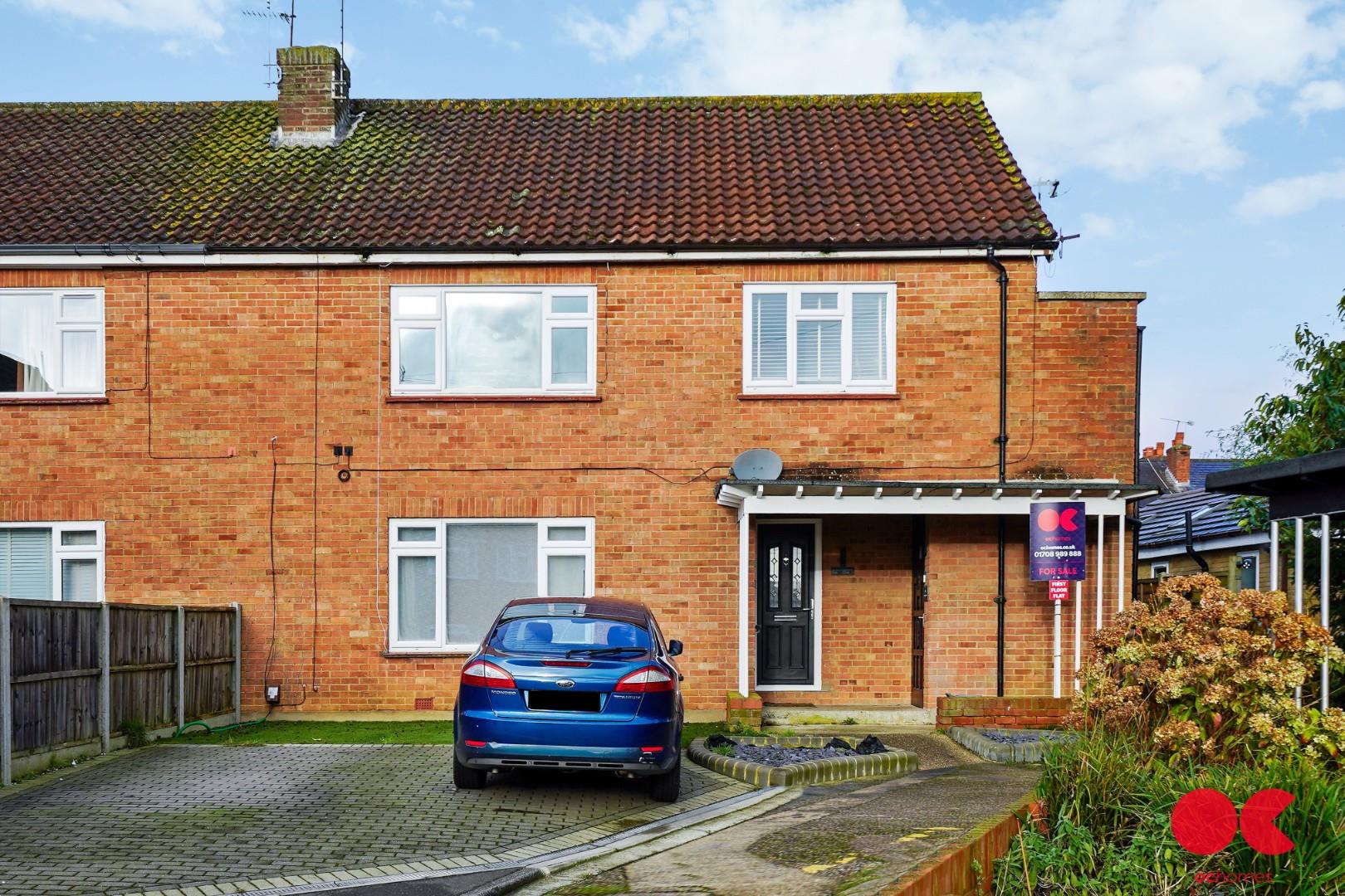 2 bed maisonette for sale in Amesbury Close, Epping, CM16