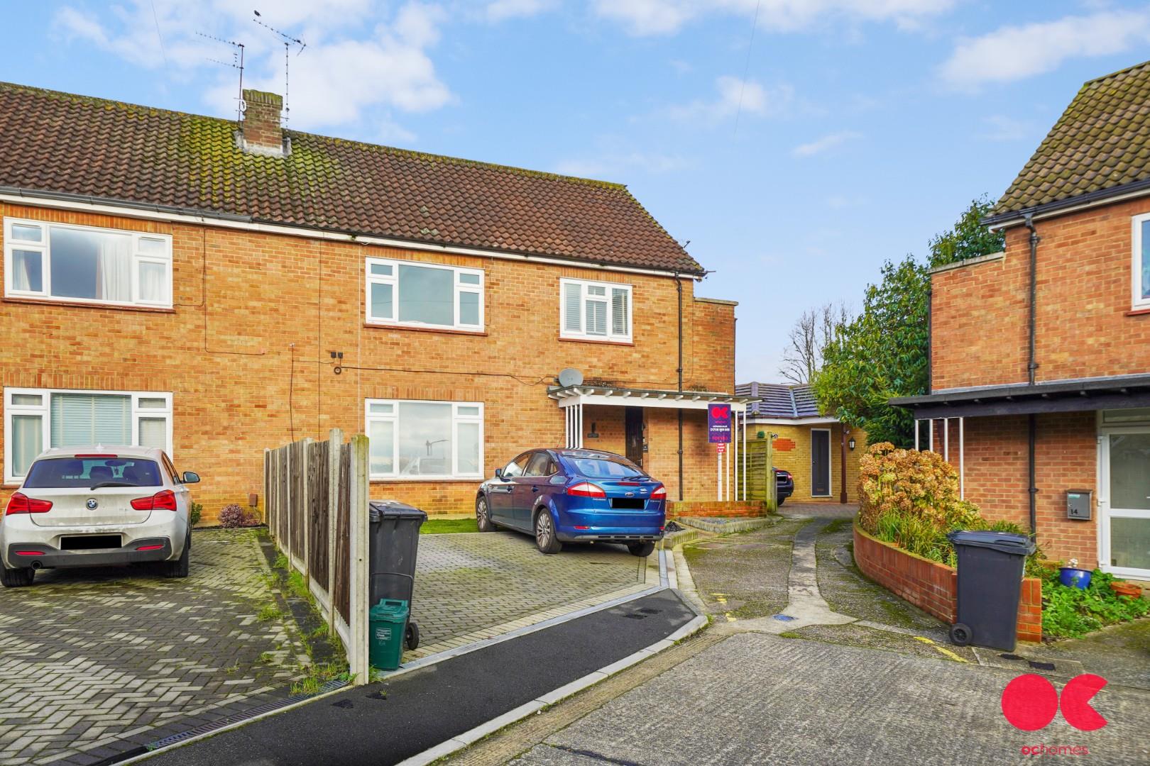 2 bed maisonette for sale in Amesbury Close, Epping, CM16