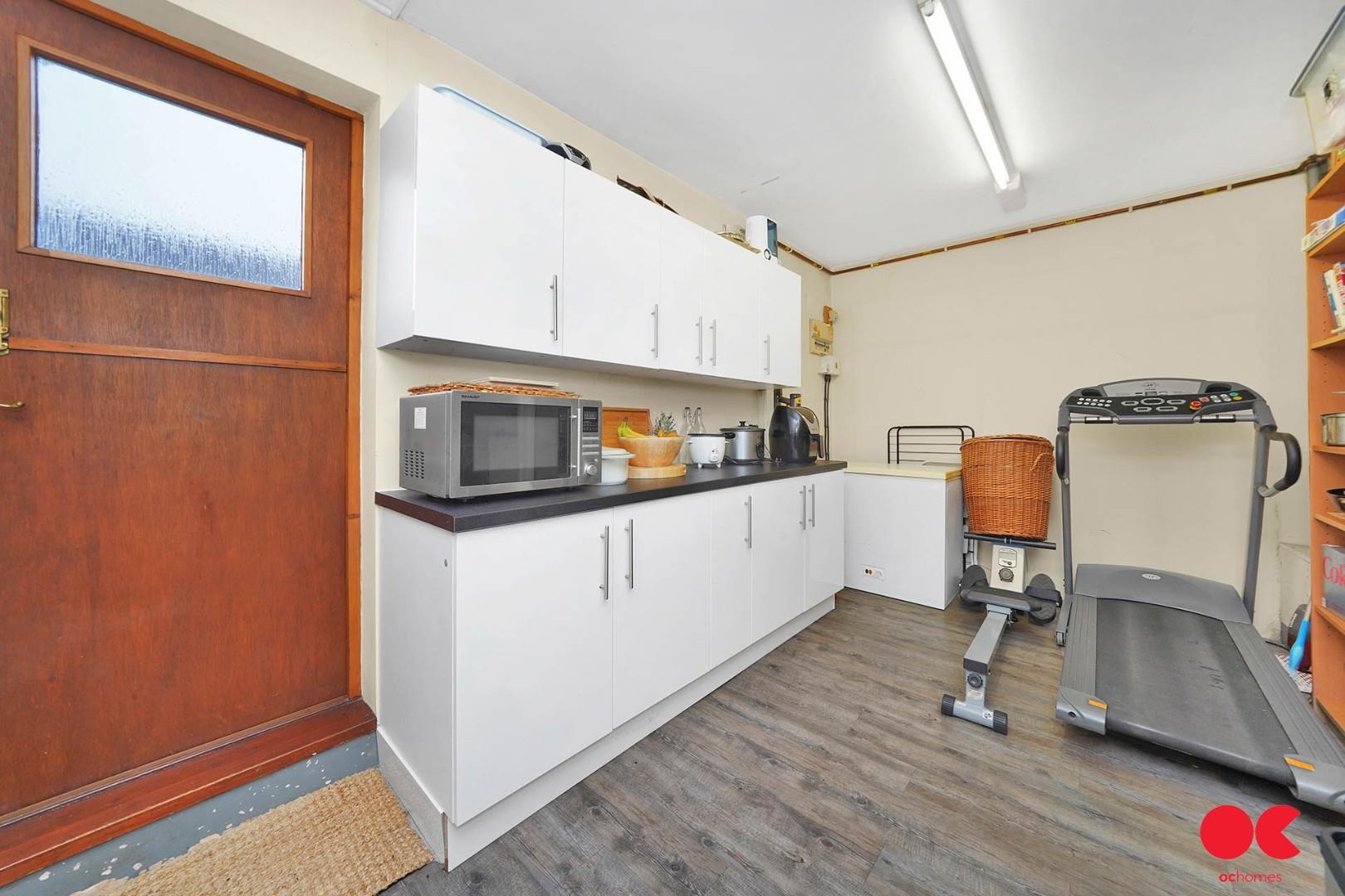 3 bed semi-detached house for sale in Tomlyns Close, Brentwood  - Property Image 12