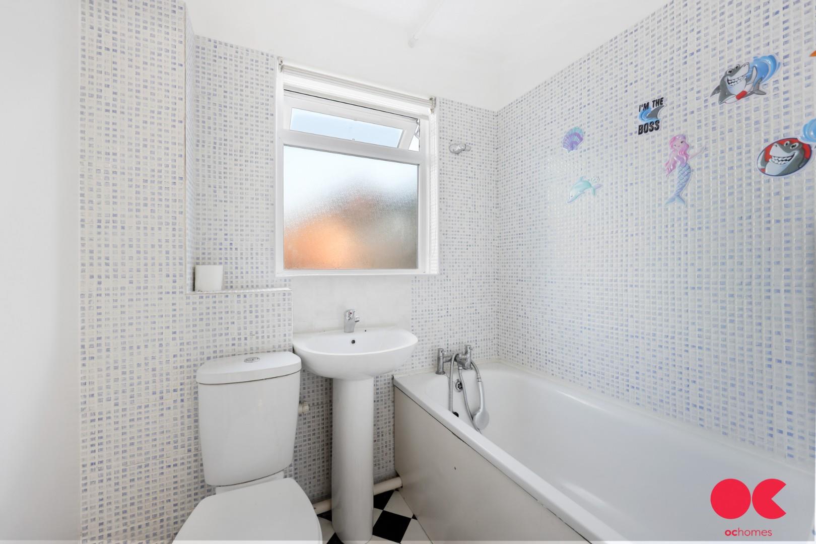 1 bed terraced house to rent in Wiseman Road, London  - Property Image 9