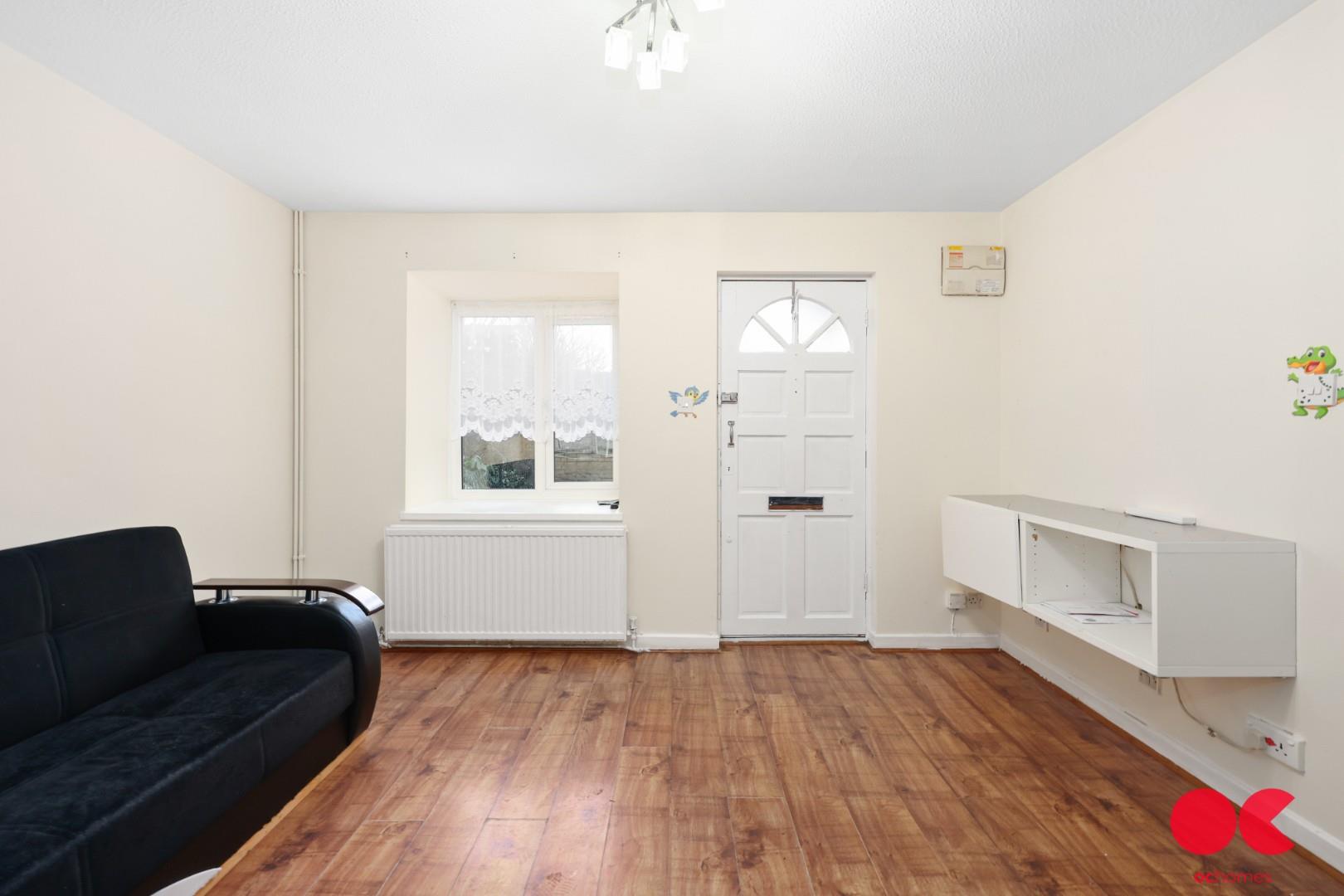 1 bed terraced house to rent in Wiseman Road, London  - Property Image 7