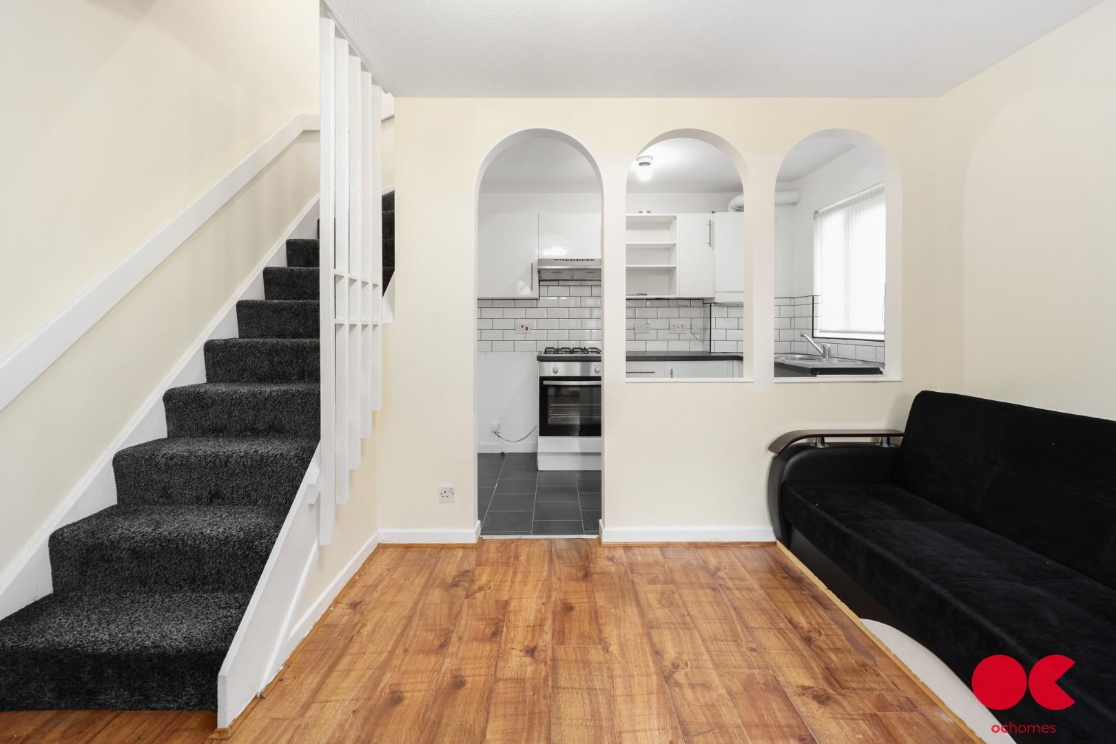 1 bed terraced house to rent in Wiseman Road, London  - Property Image 6