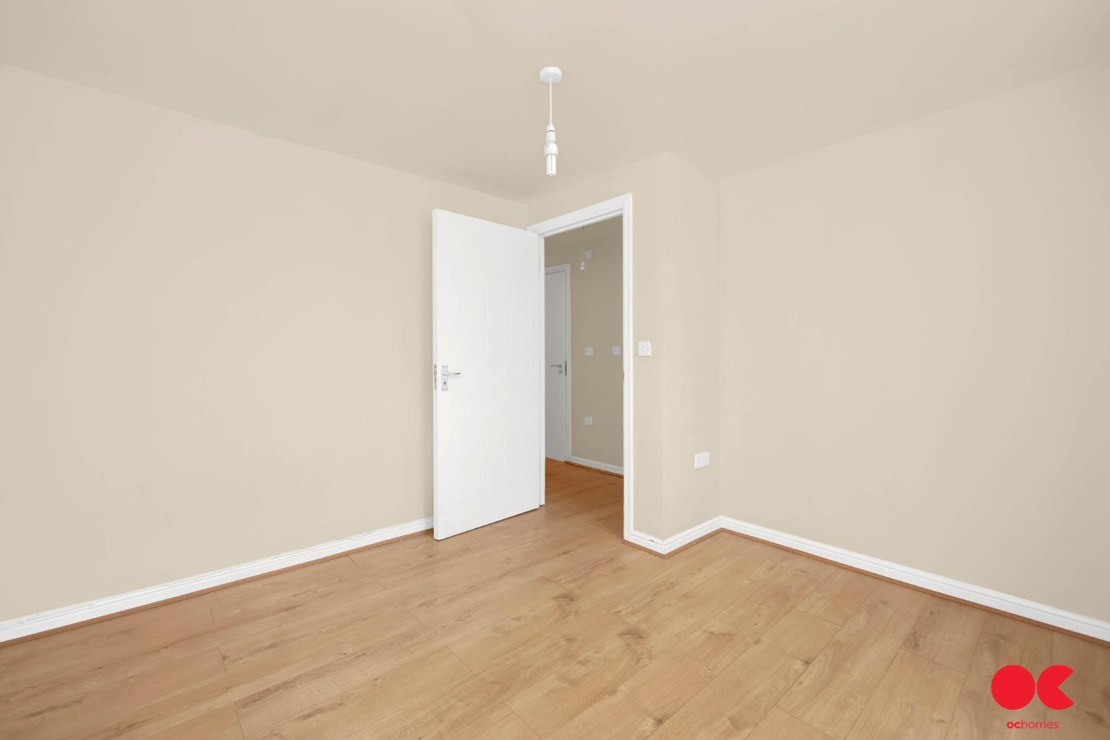 2 bed flat to rent in Chantry Close, London  - Property Image 12