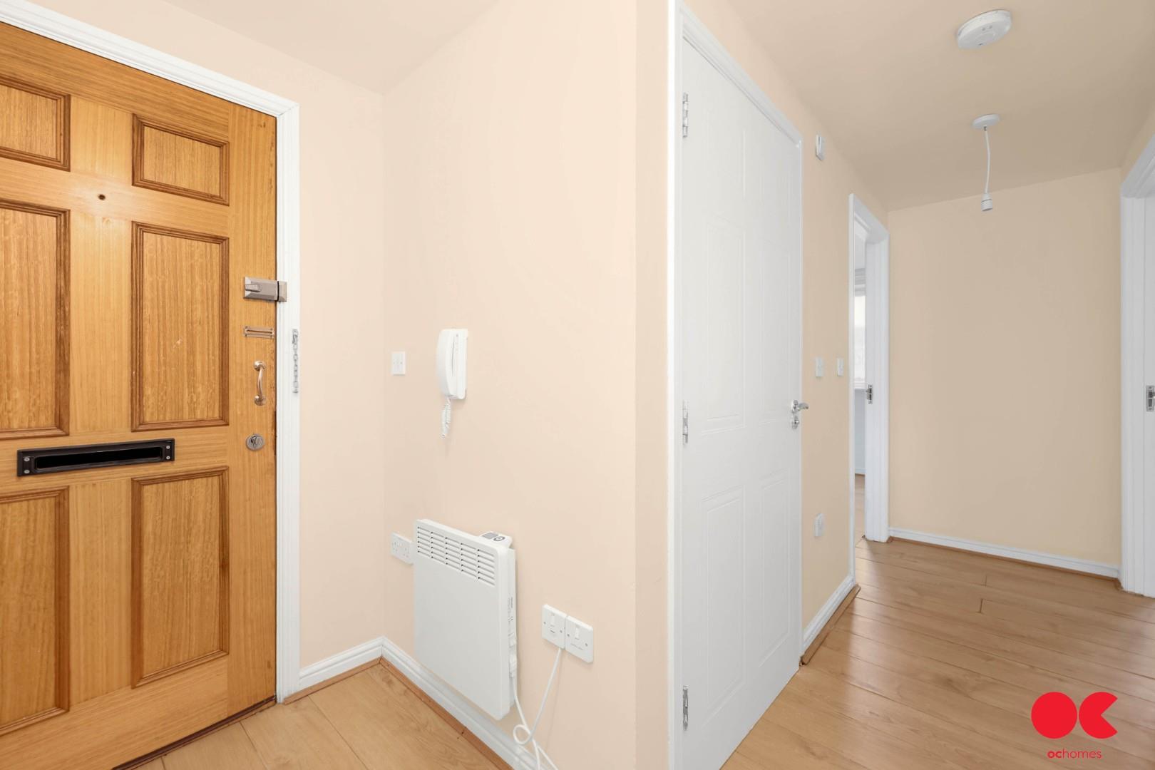 2 bed flat to rent in Chantry Close, London  - Property Image 7