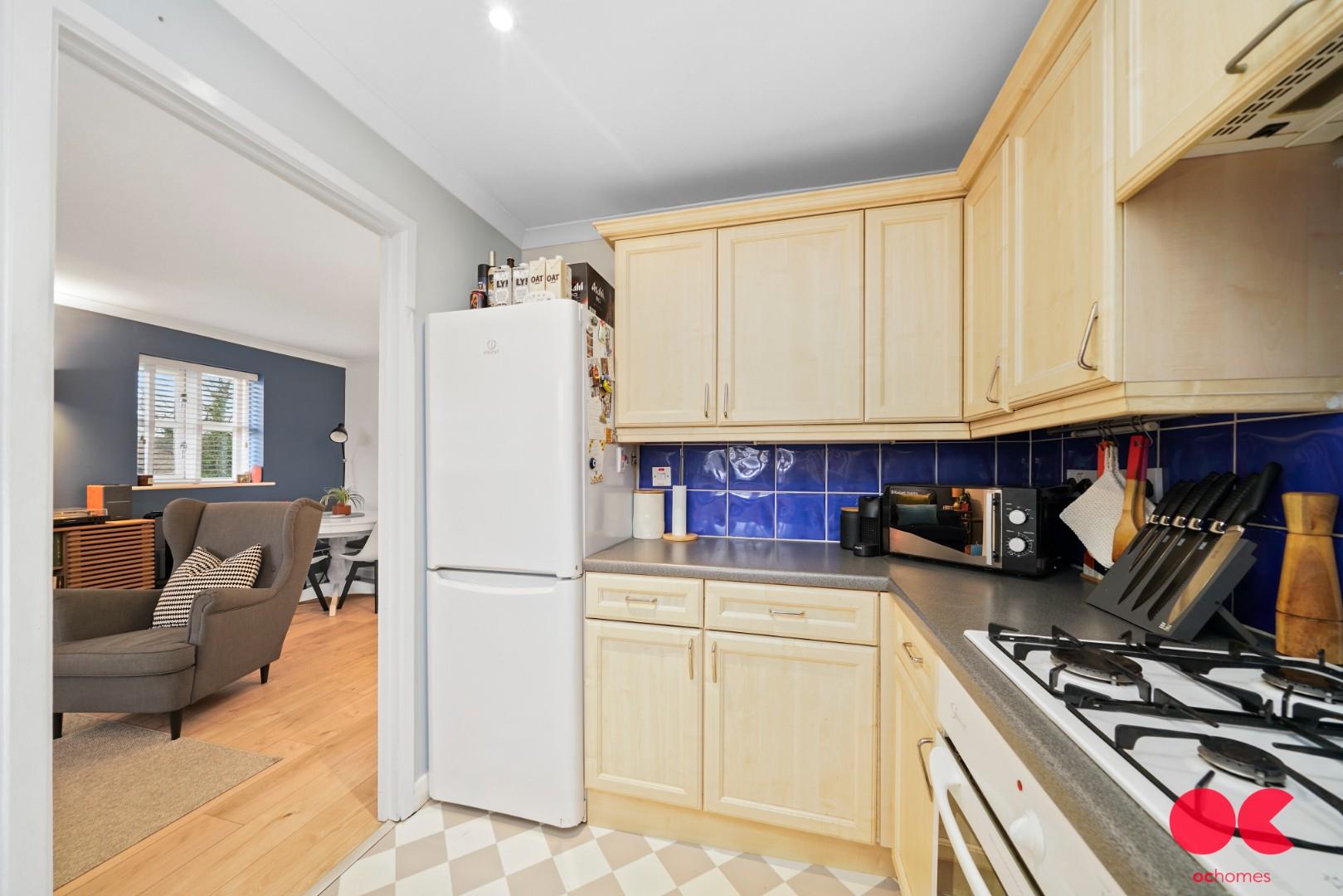 2 bed flat for sale in Monkwood Close, Romford  - Property Image 9