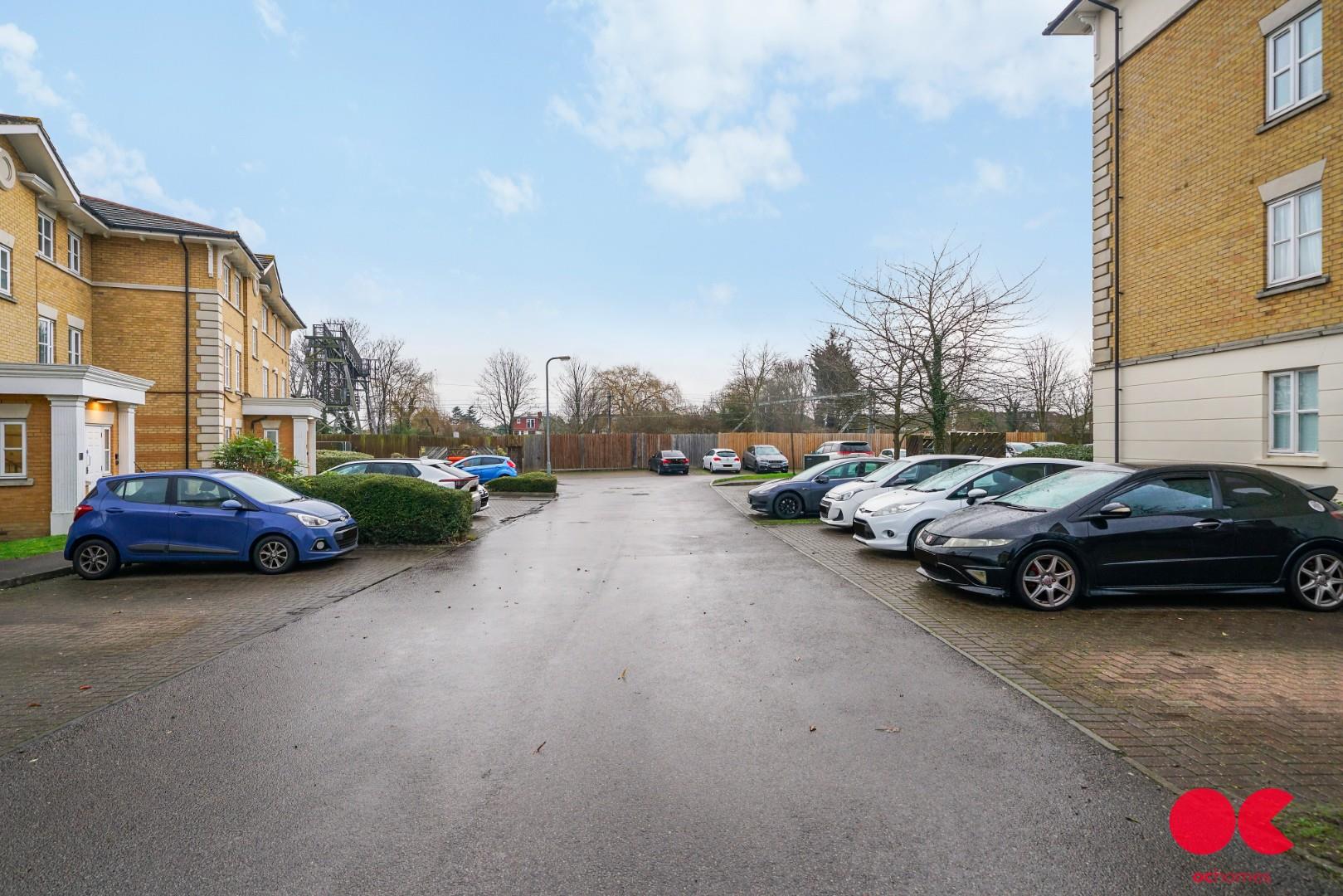 2 bed flat for sale in Monkwood Close, Romford  - Property Image 13