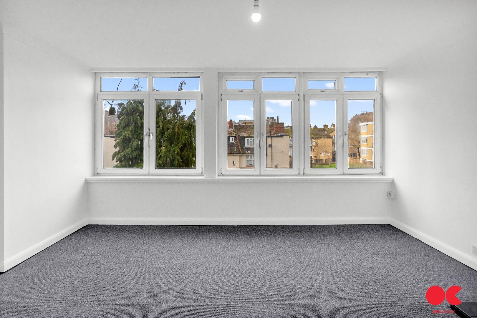 3 bed maisonette to rent in Poplar High Street, Poplar  - Property Image 10