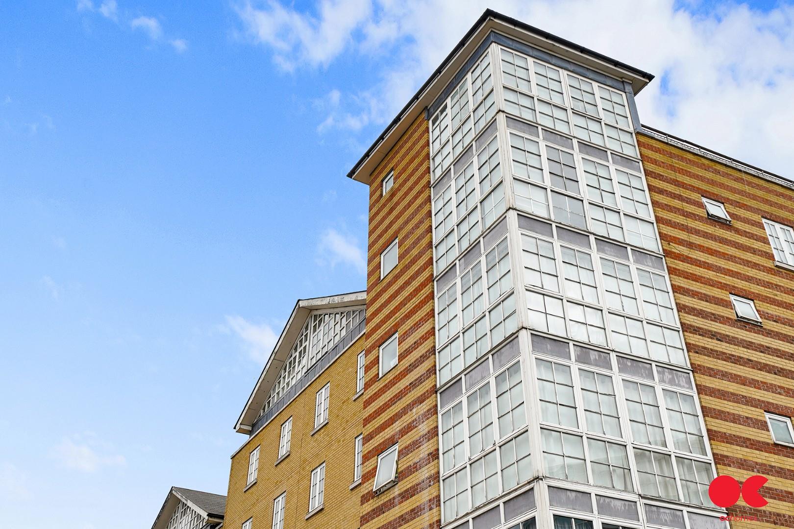 2 bed flat for sale in Malt House Place, Romford  - Property Image 22