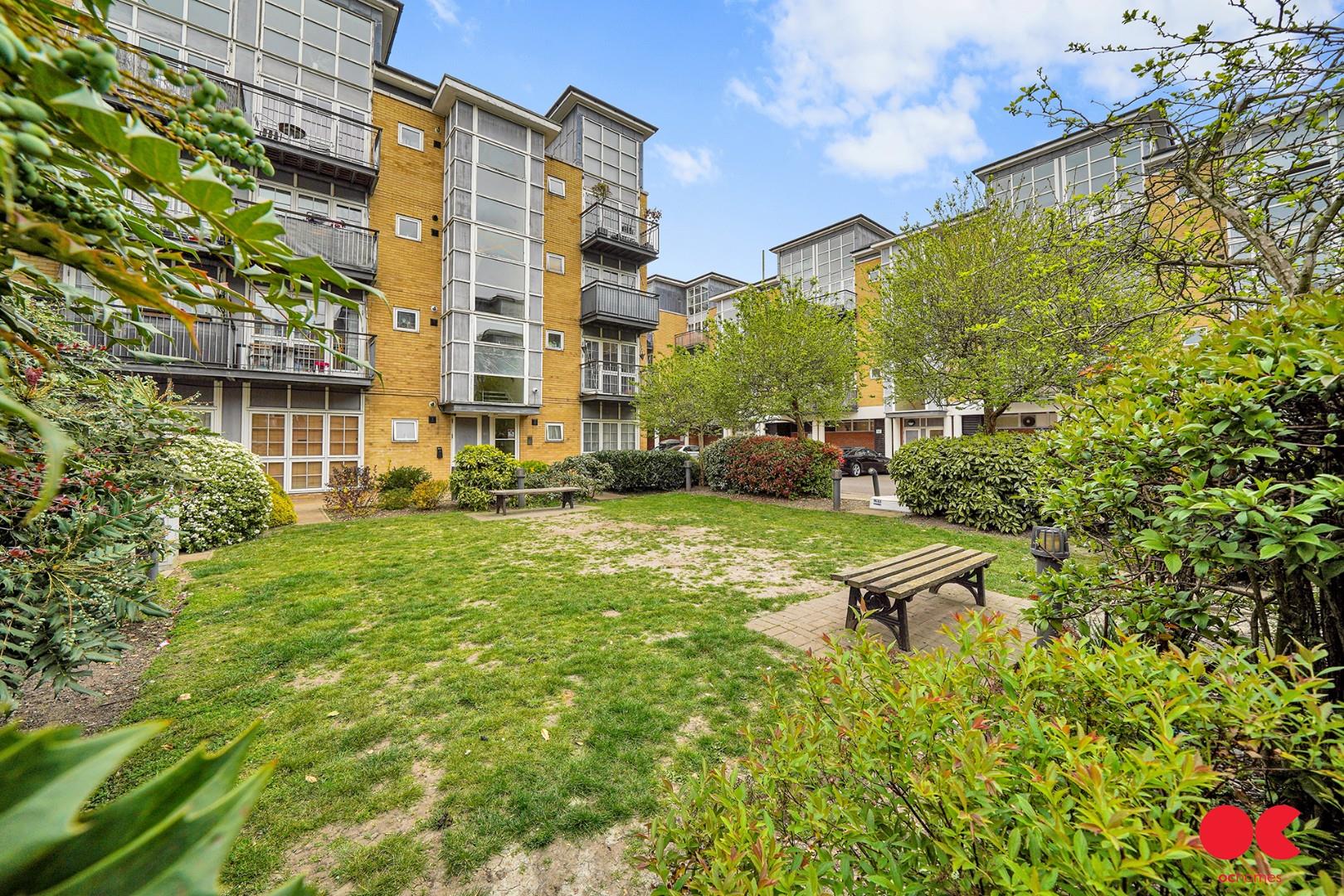 2 bed flat for sale in Malt House Place, Romford  - Property Image 17