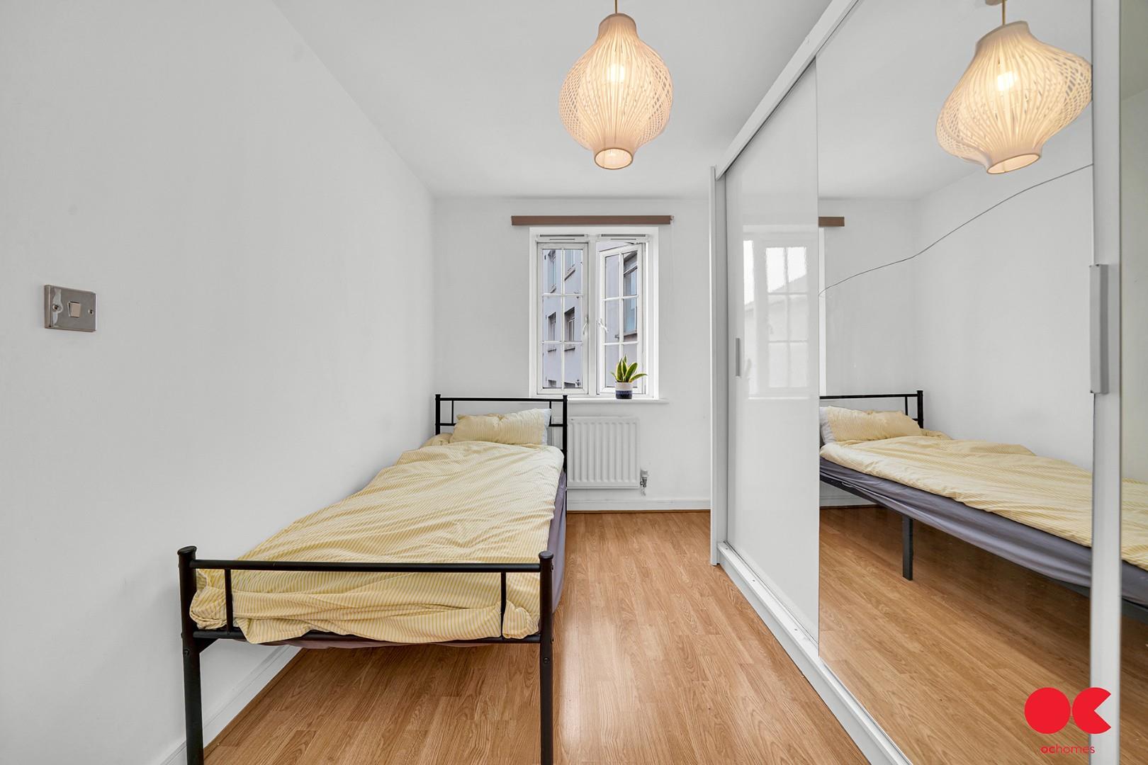 2 bed flat for sale in Malt House Place, Romford  - Property Image 10