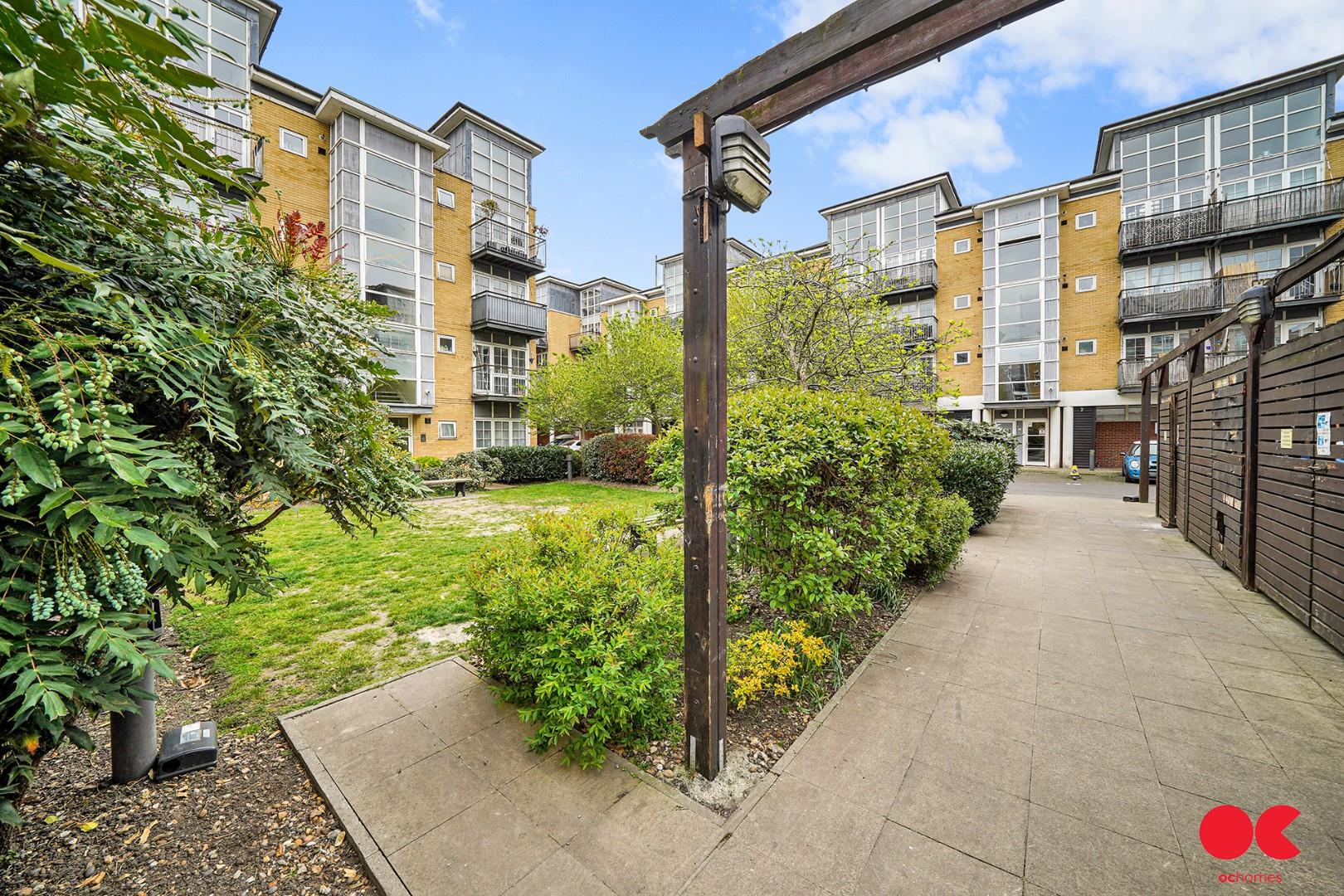 2 bed flat for sale in Malt House Place, Romford  - Property Image 19