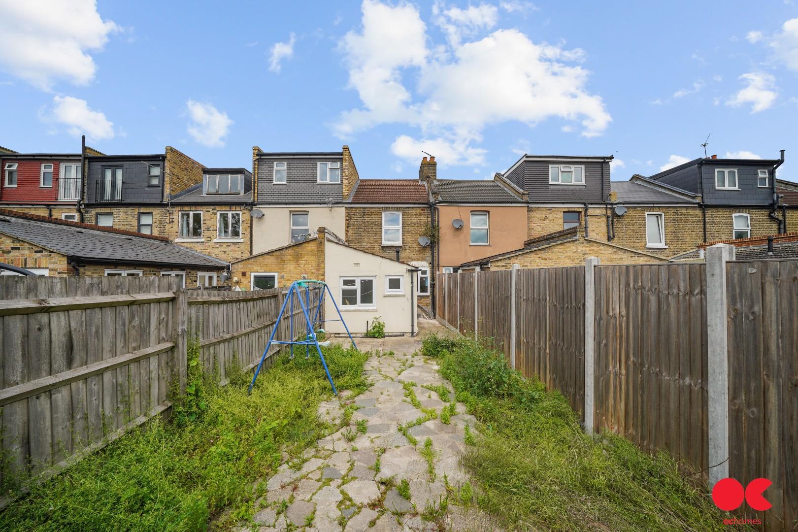 2 bed terraced house to rent in Stewart Road, Leyton  - Property Image 14