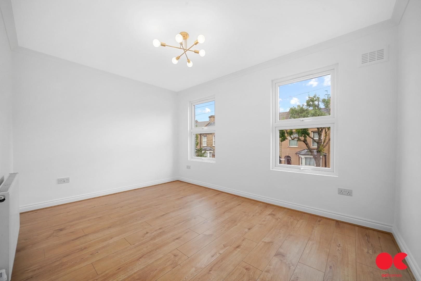 2 bed terraced house to rent in Stewart Road, Leyton  - Property Image 4