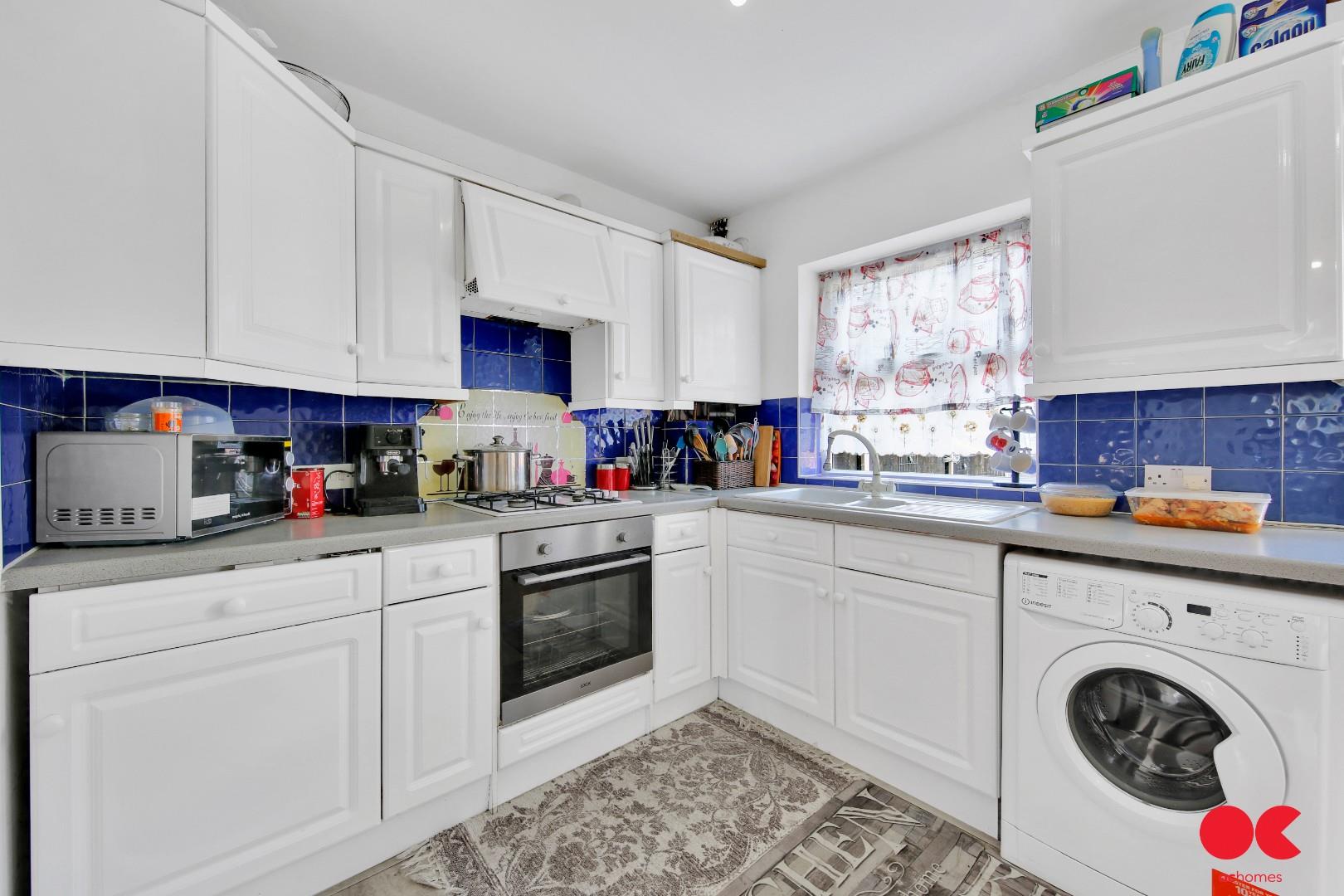 2 bed end of terrace house to rent in Riverdene Road, Ilford  - Property Image 12