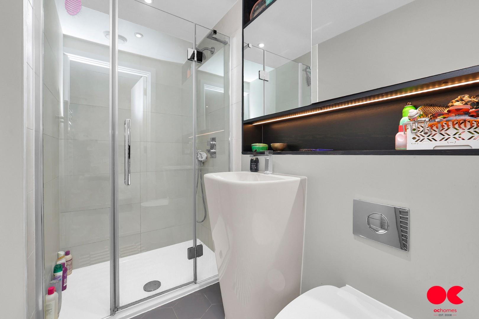 3 bed flat for sale in Ruckholt Road, Leyton  - Property Image 9